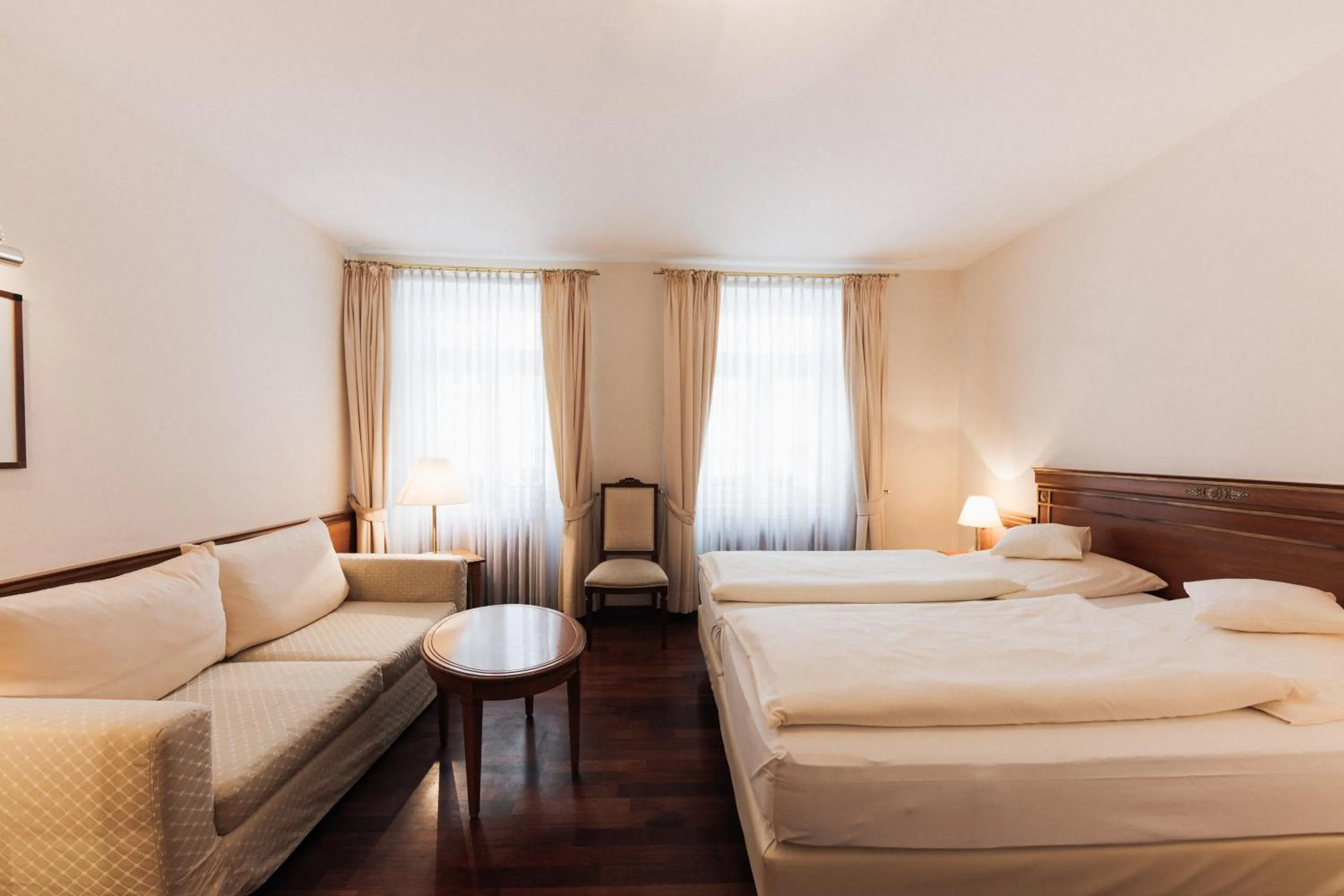 Photo of the whole room, Bed in Hotel Weisser Bock