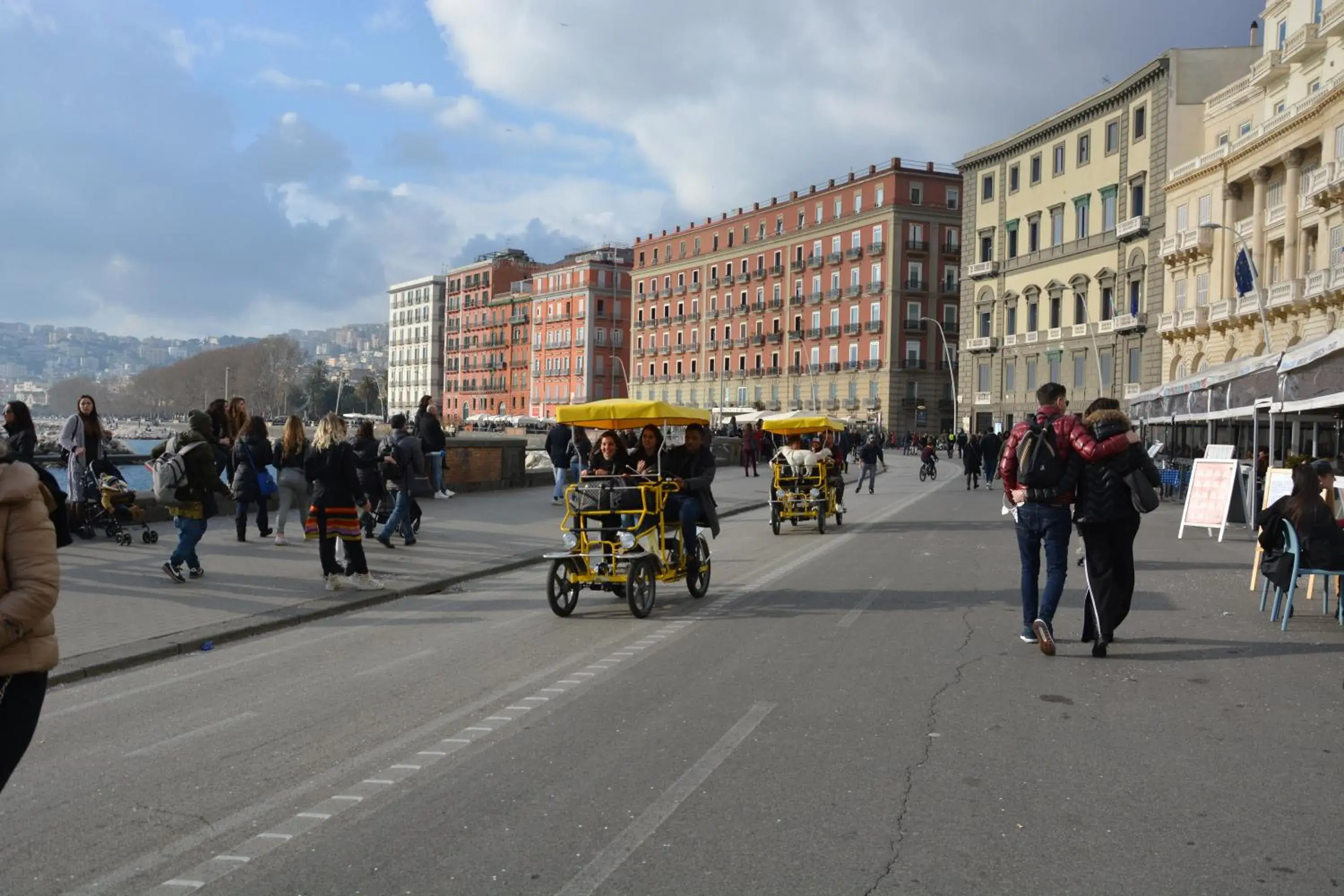 Restaurant/places to eat in Dimora Megaride Restaurant/places to eat in Dimora Megaride