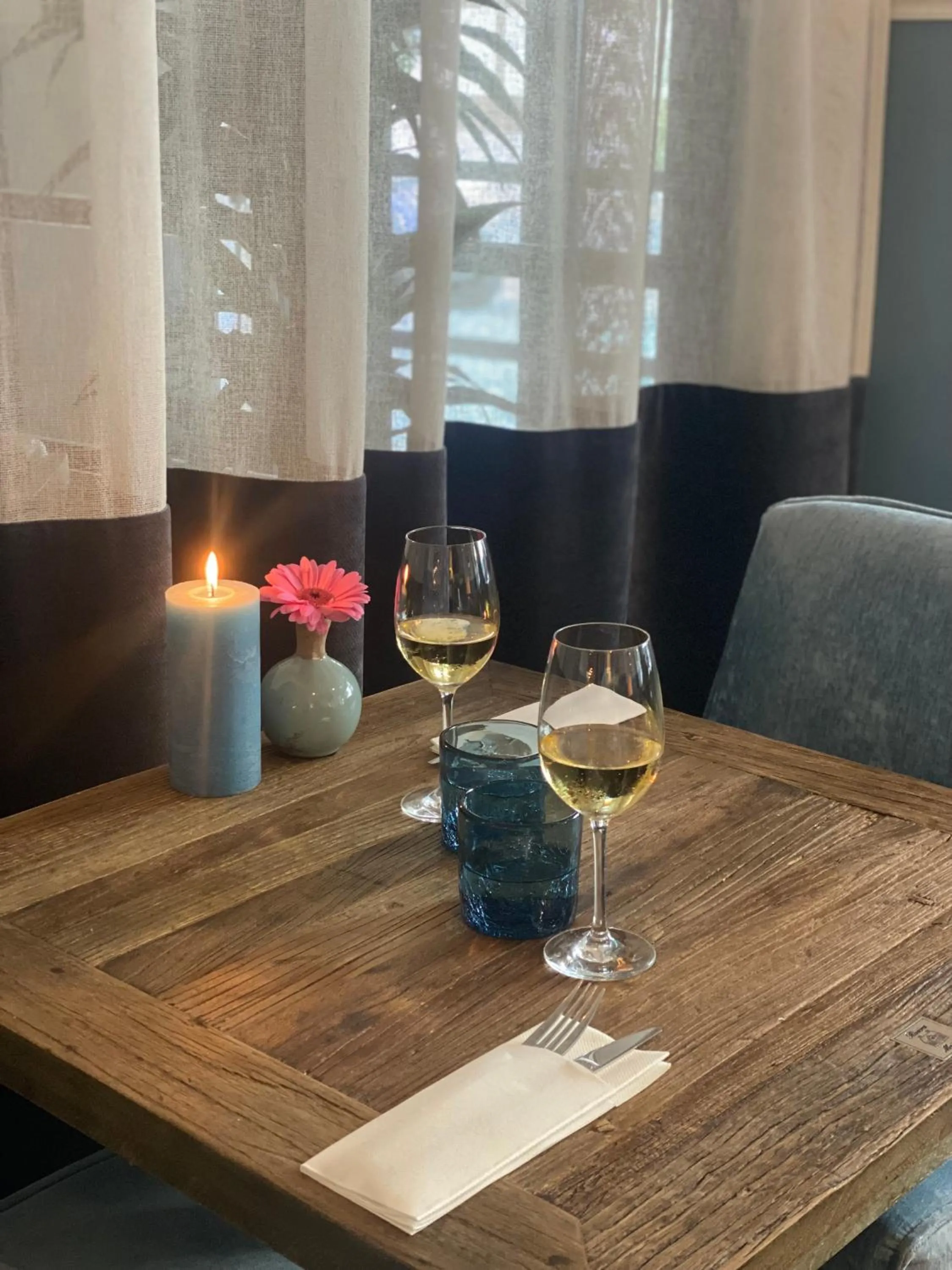 Restaurant/places to eat in Hotel Cocoon