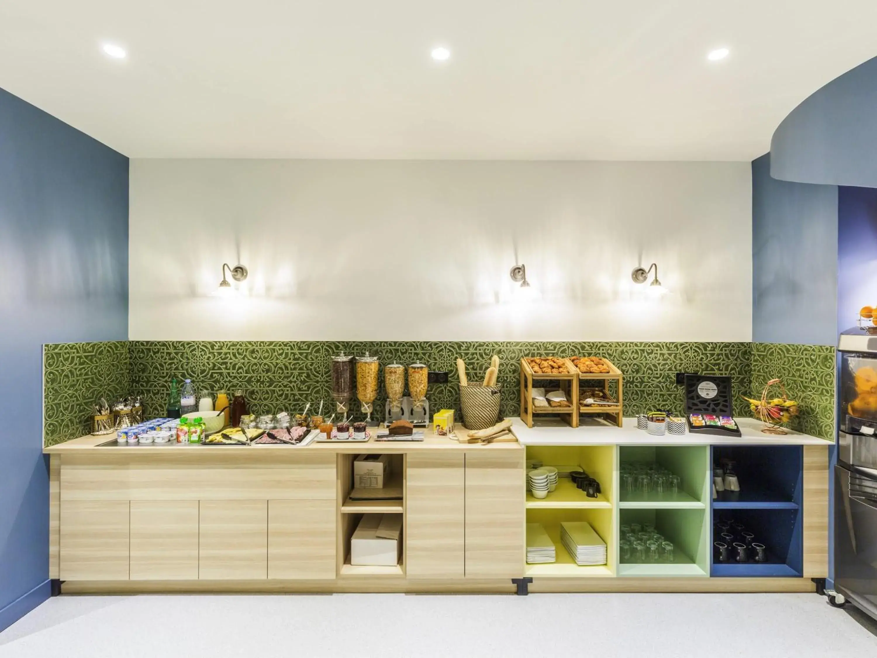 Breakfast in ibis Styles Paris Gare de l'Est TGV Breakfast in ibis Styles Paris Gare de l'Est TGV