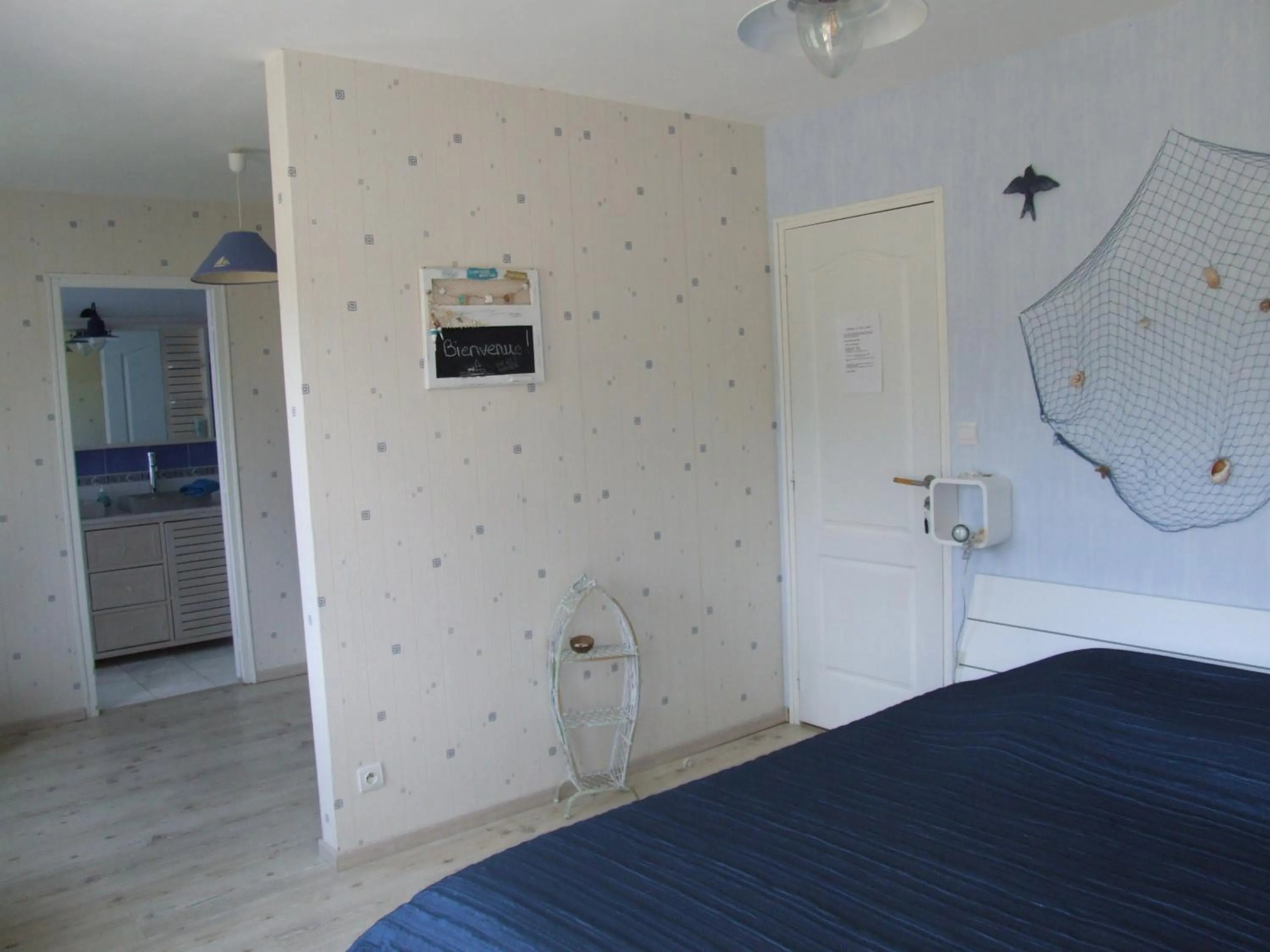 Photo of the whole room, Bed in Le Clos du Chêne