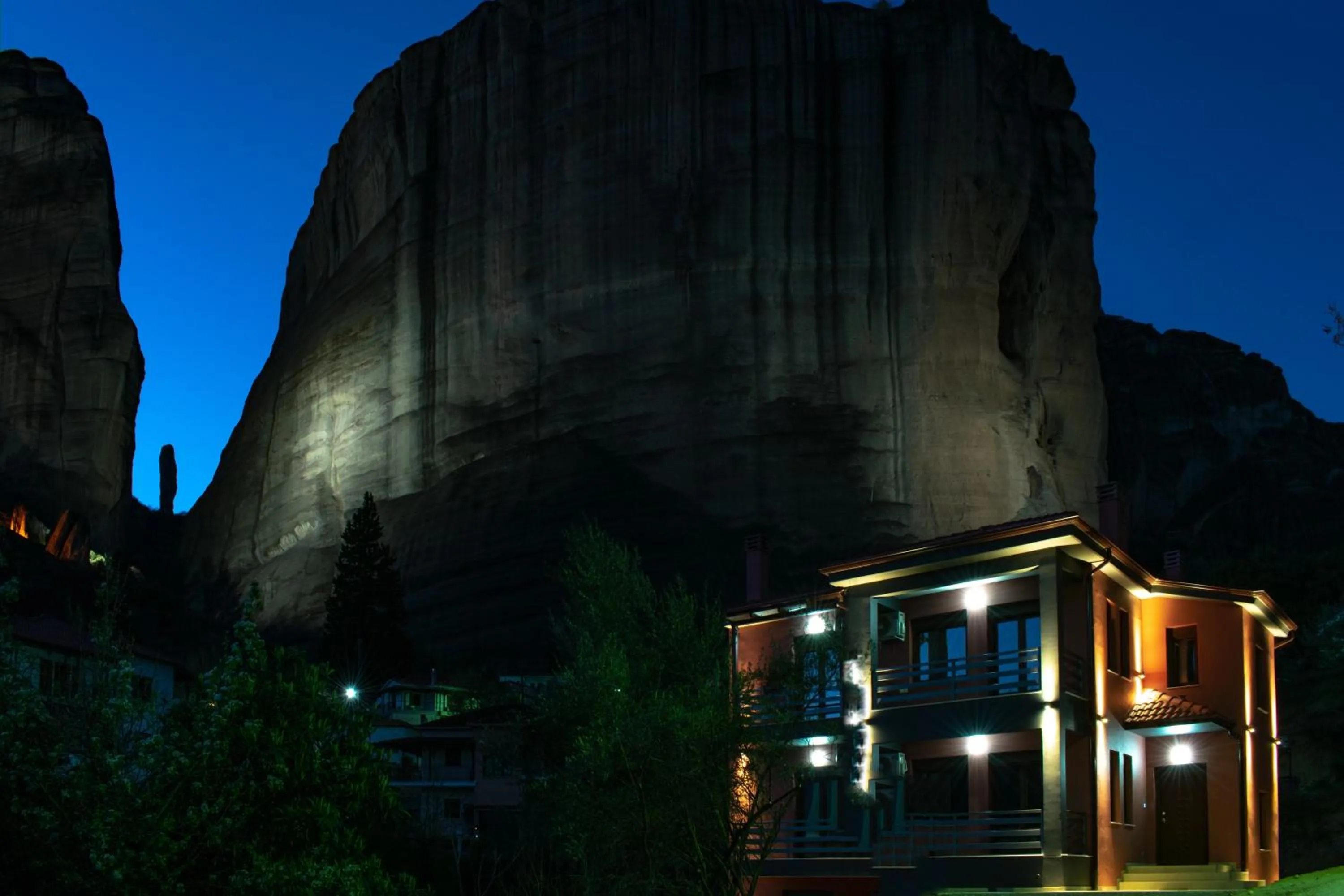 Elia Deluxe Accommodation