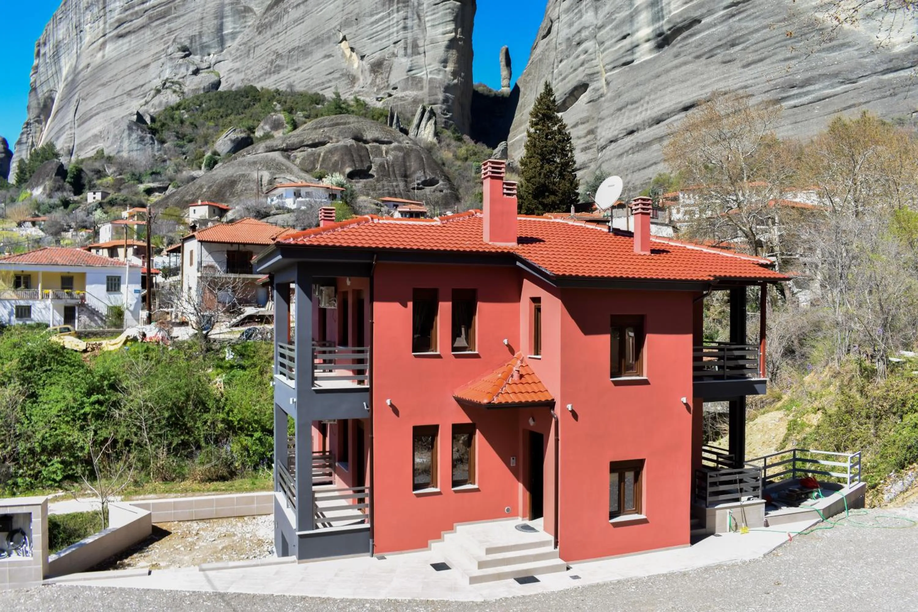 Elia Deluxe Accommodation