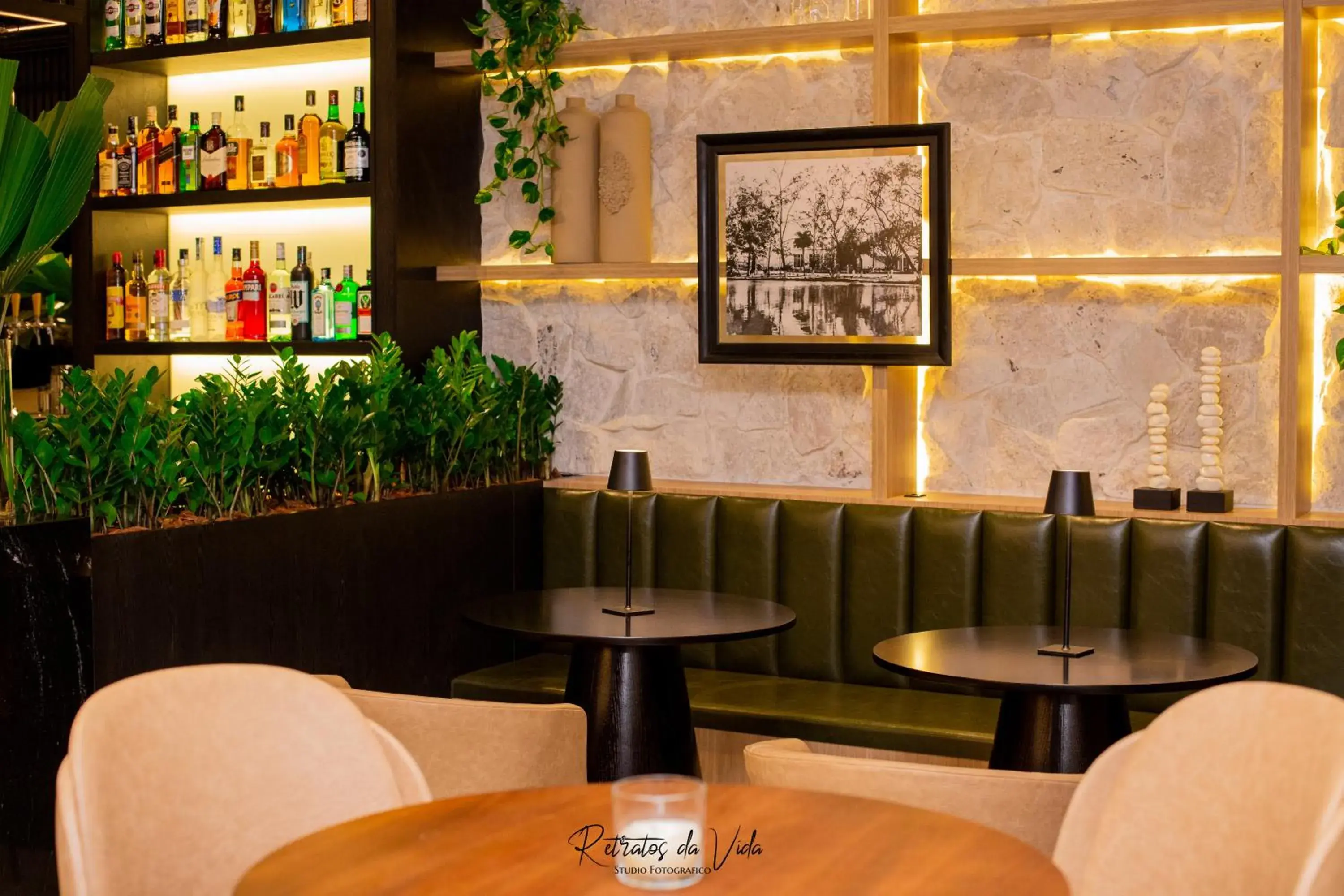 Lounge or bar in Hotel Termas Gravatal Lounge or bar in Hotel Termas Gravatal