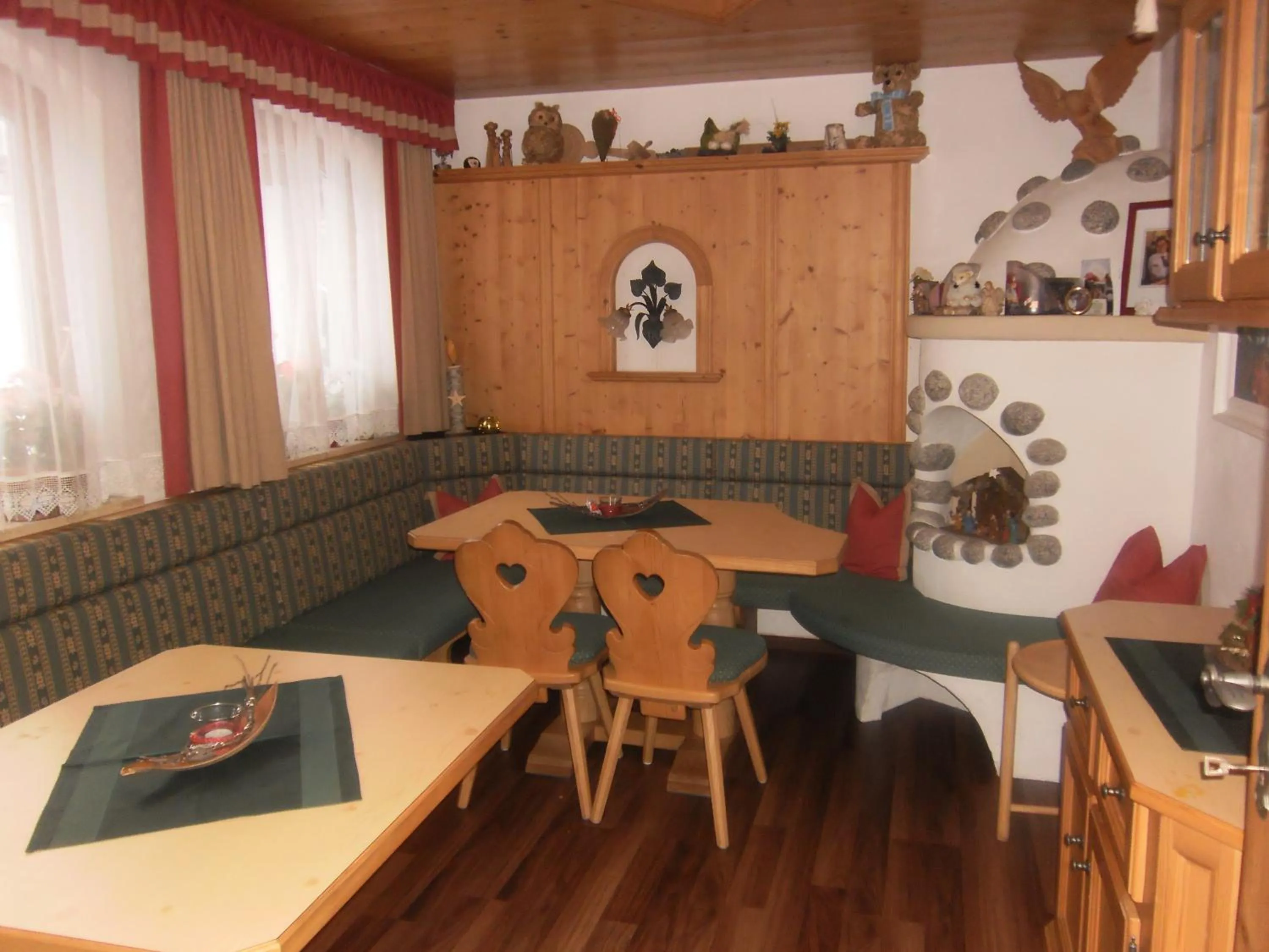 Dining area in Berghof Geisler