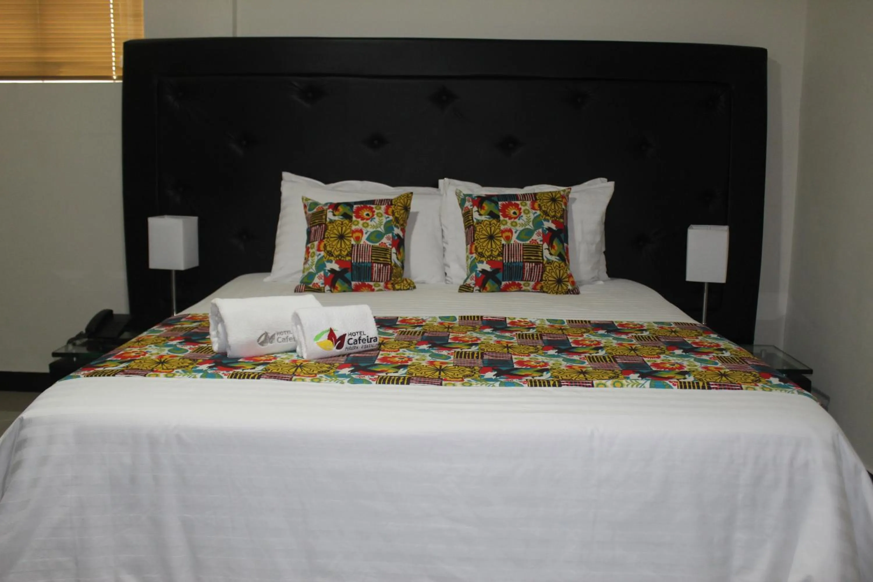 Bed in Hotel Cafeira