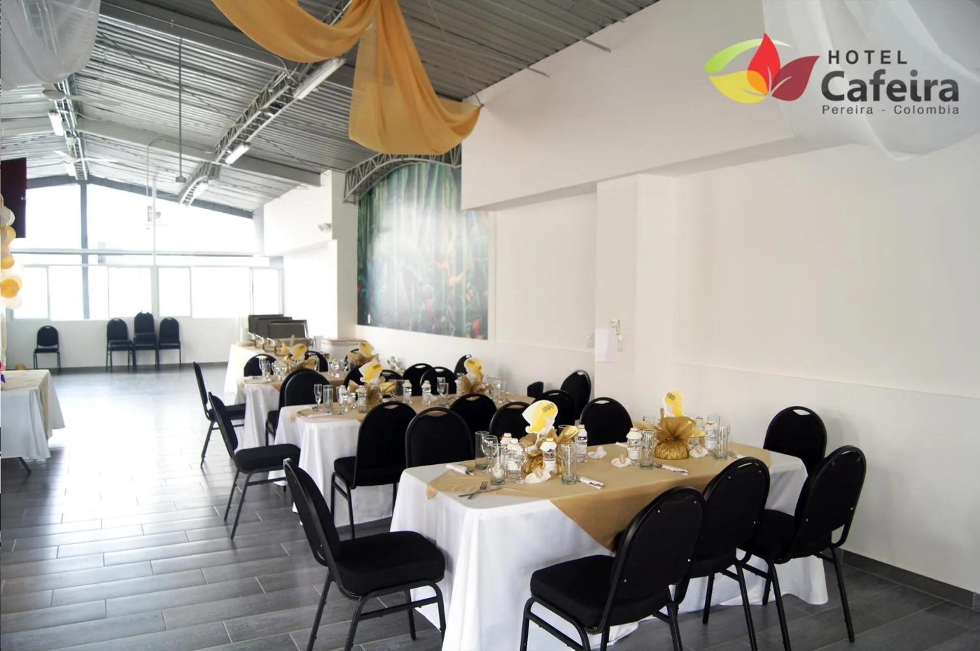 Business facilities in Hotel Cafeira