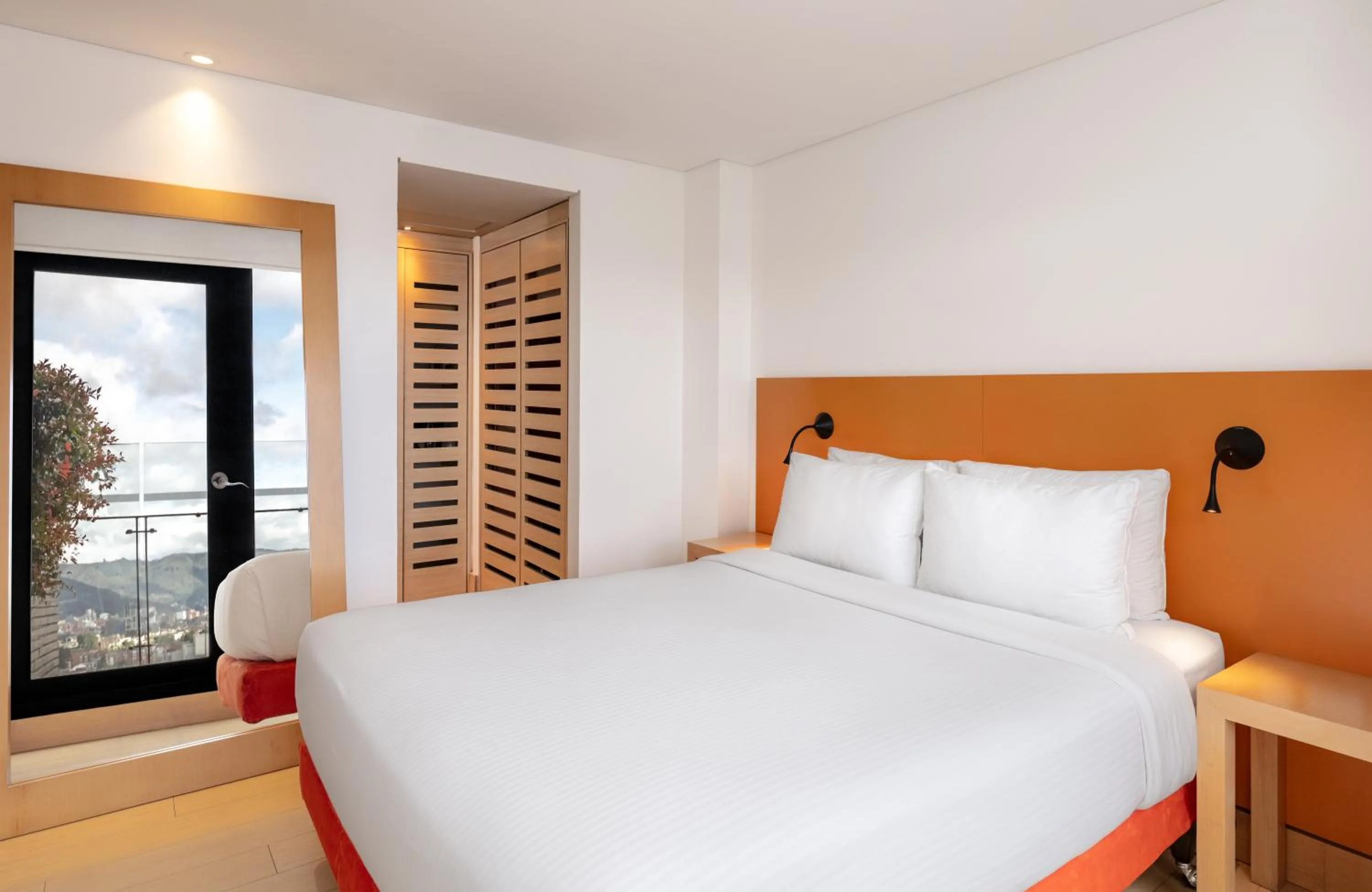 Bedroom, Bed in Fairfield by Marriott Bogota Embajada