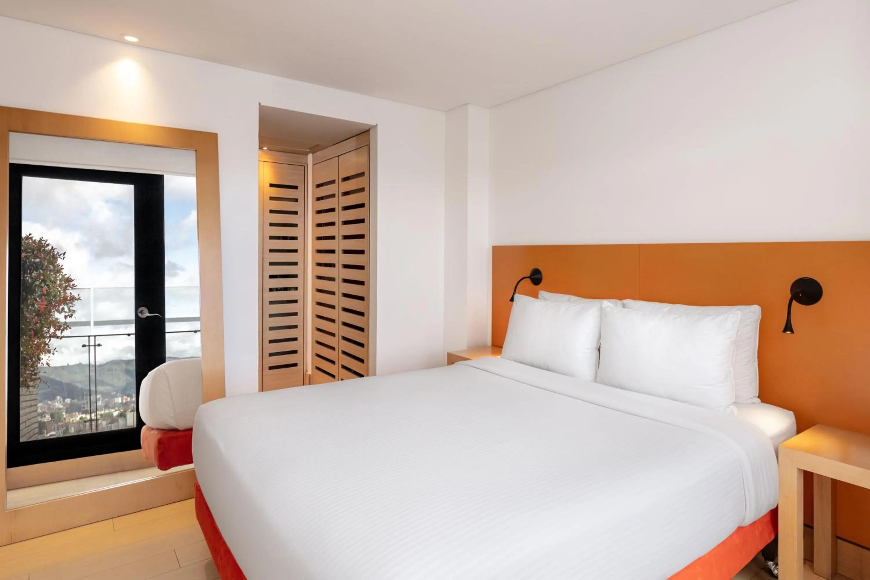 Photo of the whole room, Bed in Fairfield by Marriott Bogota Embajada