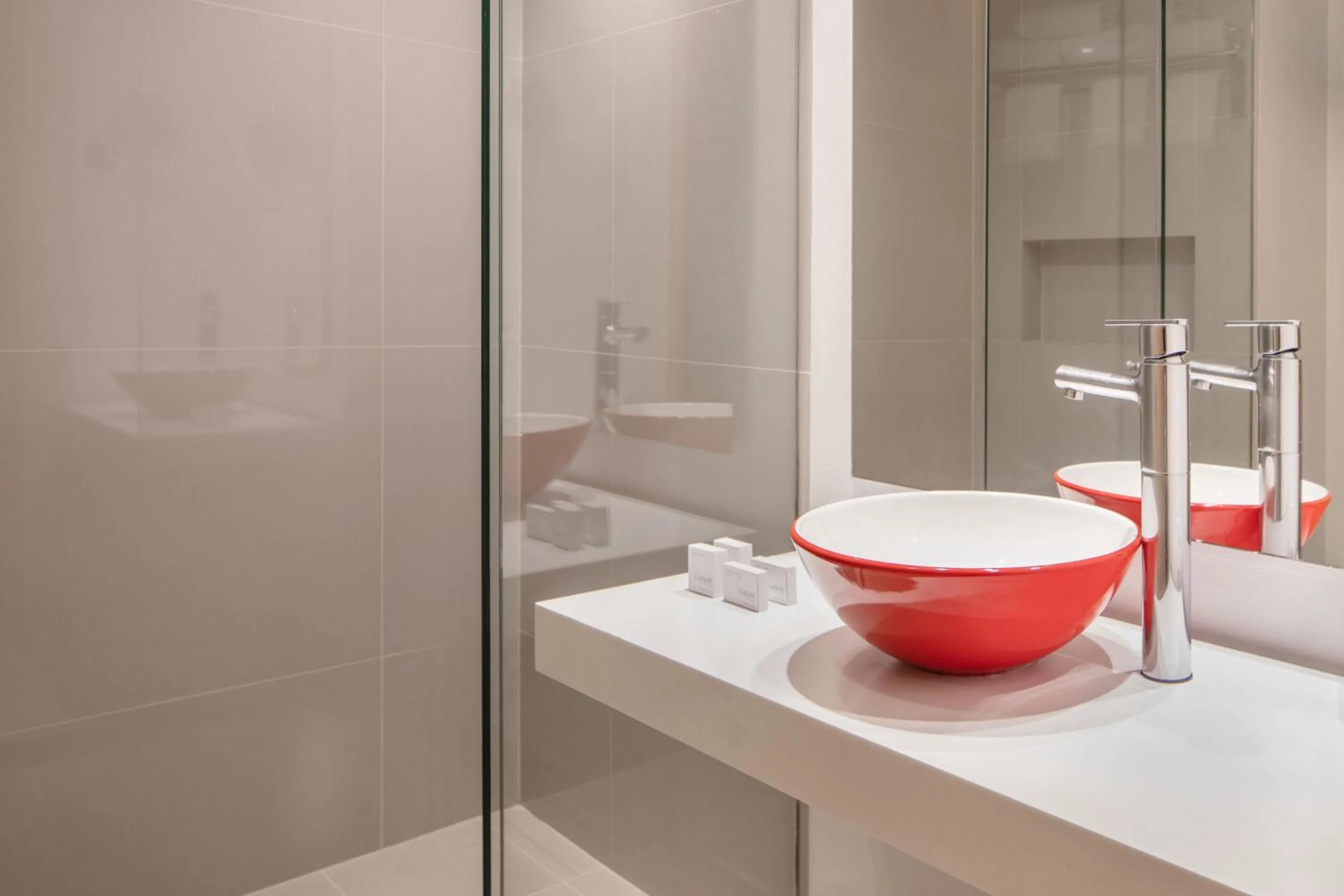 Bathroom in Fairfield by Marriott Bogota Embajada