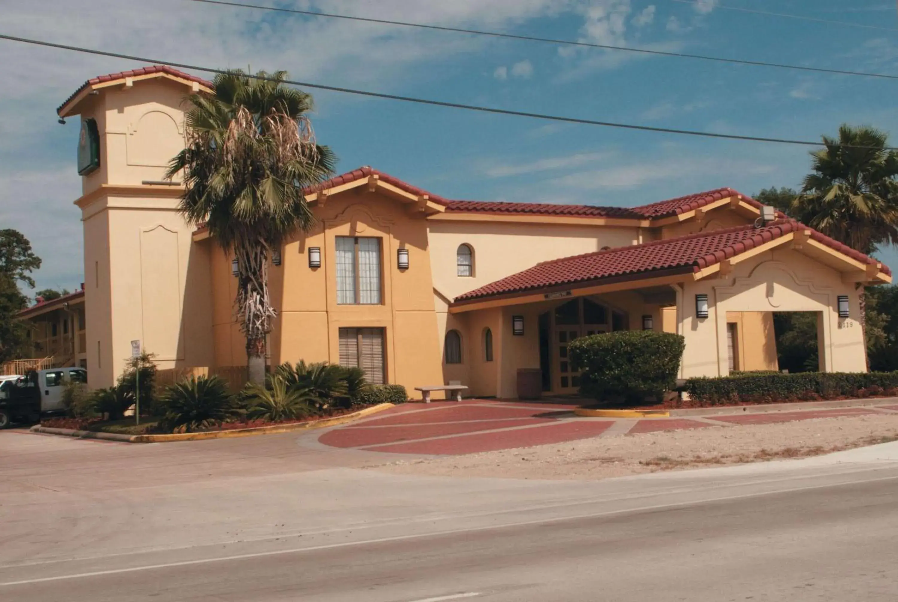 Property building in La Quinta Inn by Wyndham Lufkin Property building in La Quinta Inn by Wyndham Lufkin