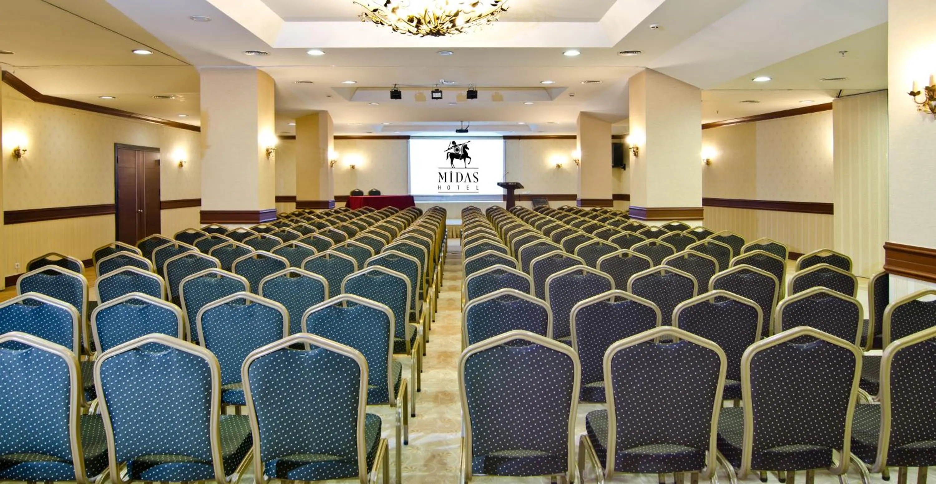 Business facilities in Midas Hotel