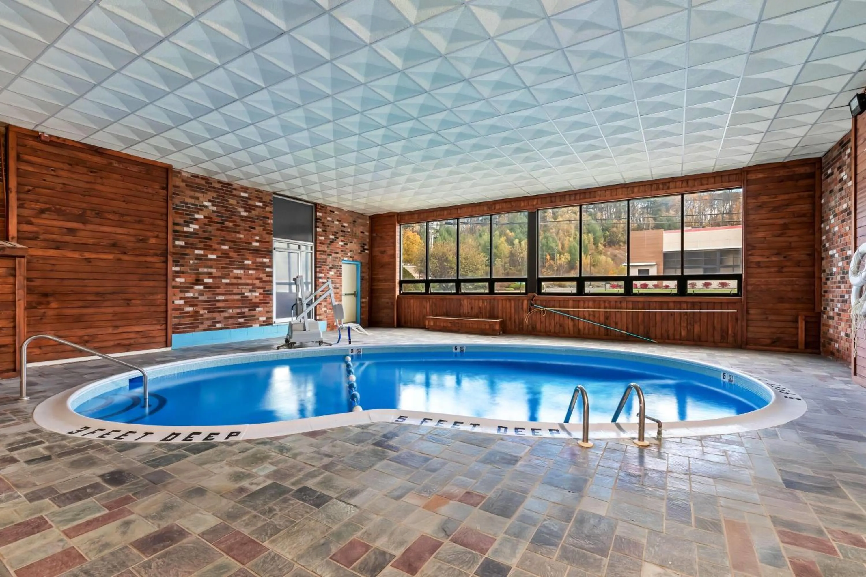 Pool view in Days Inn by Wyndham Liberty