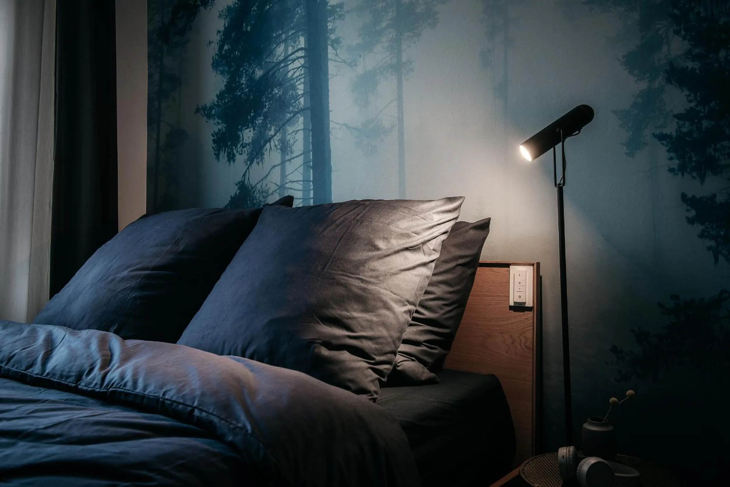 Bed in Urbn Dreams III