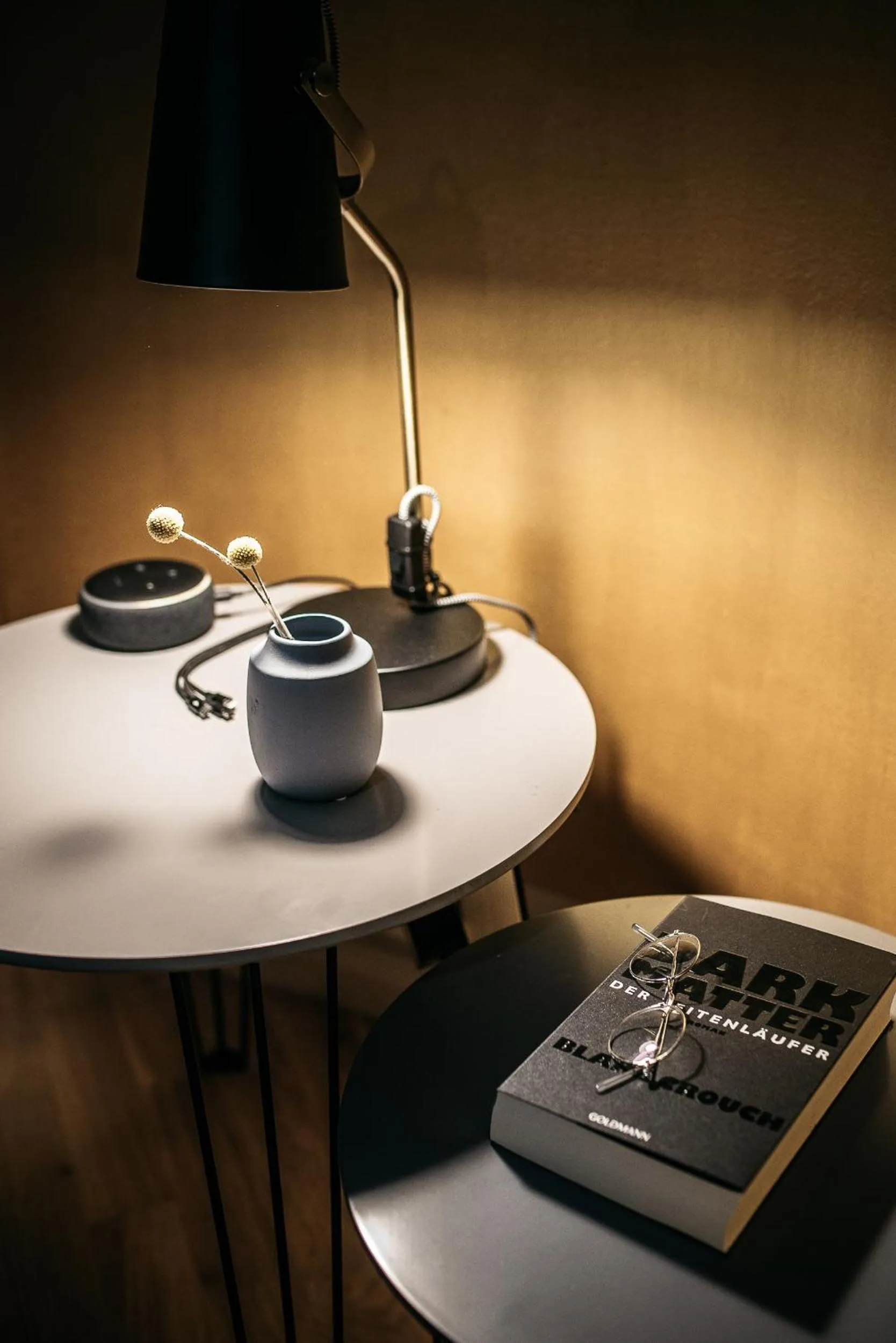 Decorative detail in Urbn Dreams III