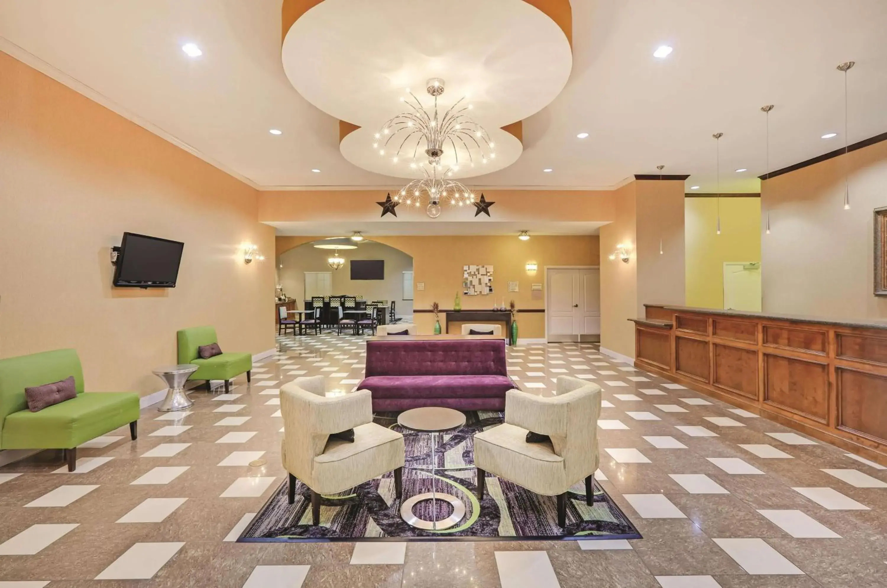 Lobby or reception in La Quinta Inn & Suites by Wyndham Desoto