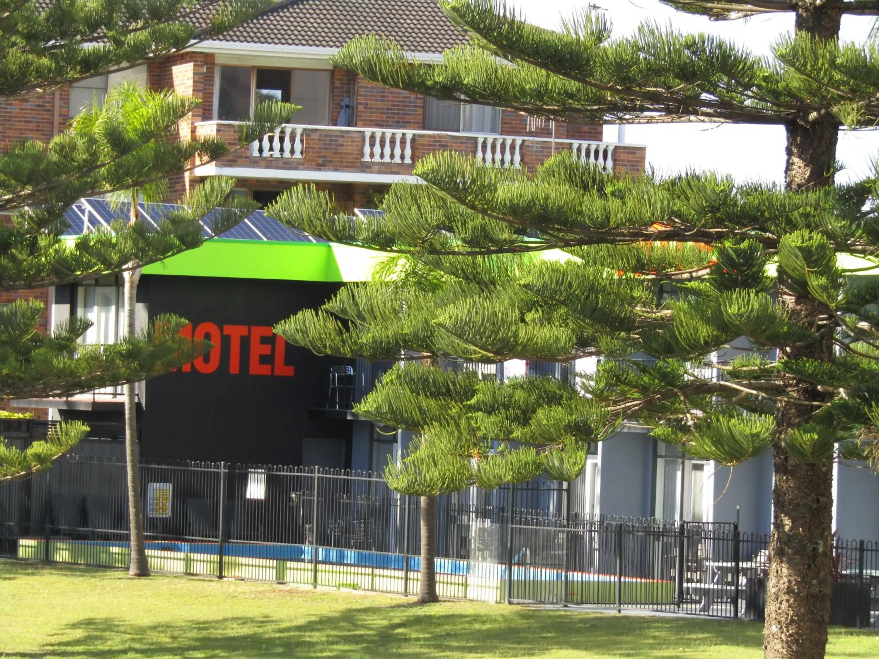 Property building in Le George Motel