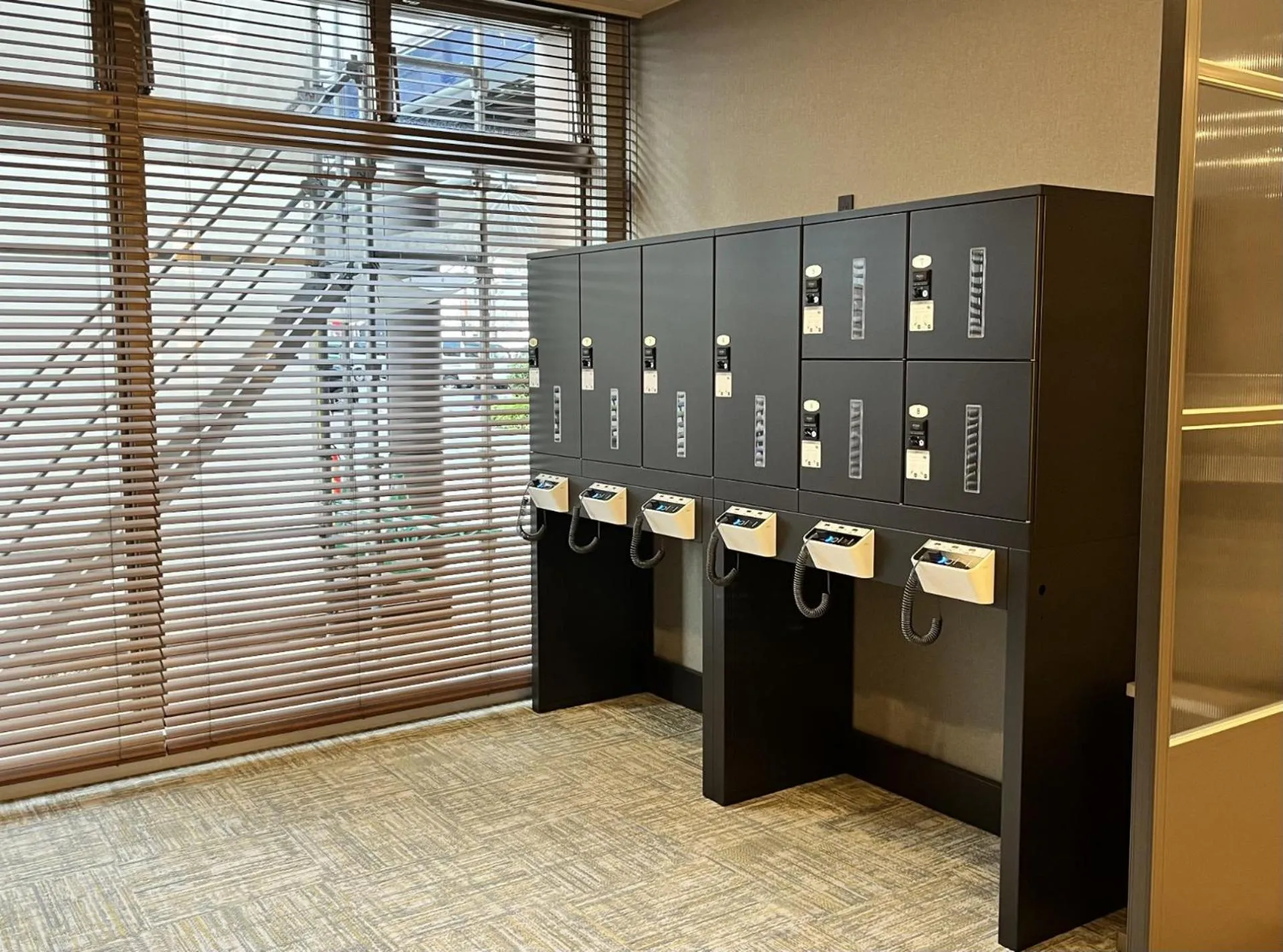 locker in Kumamoto Washington Hotel Plaza