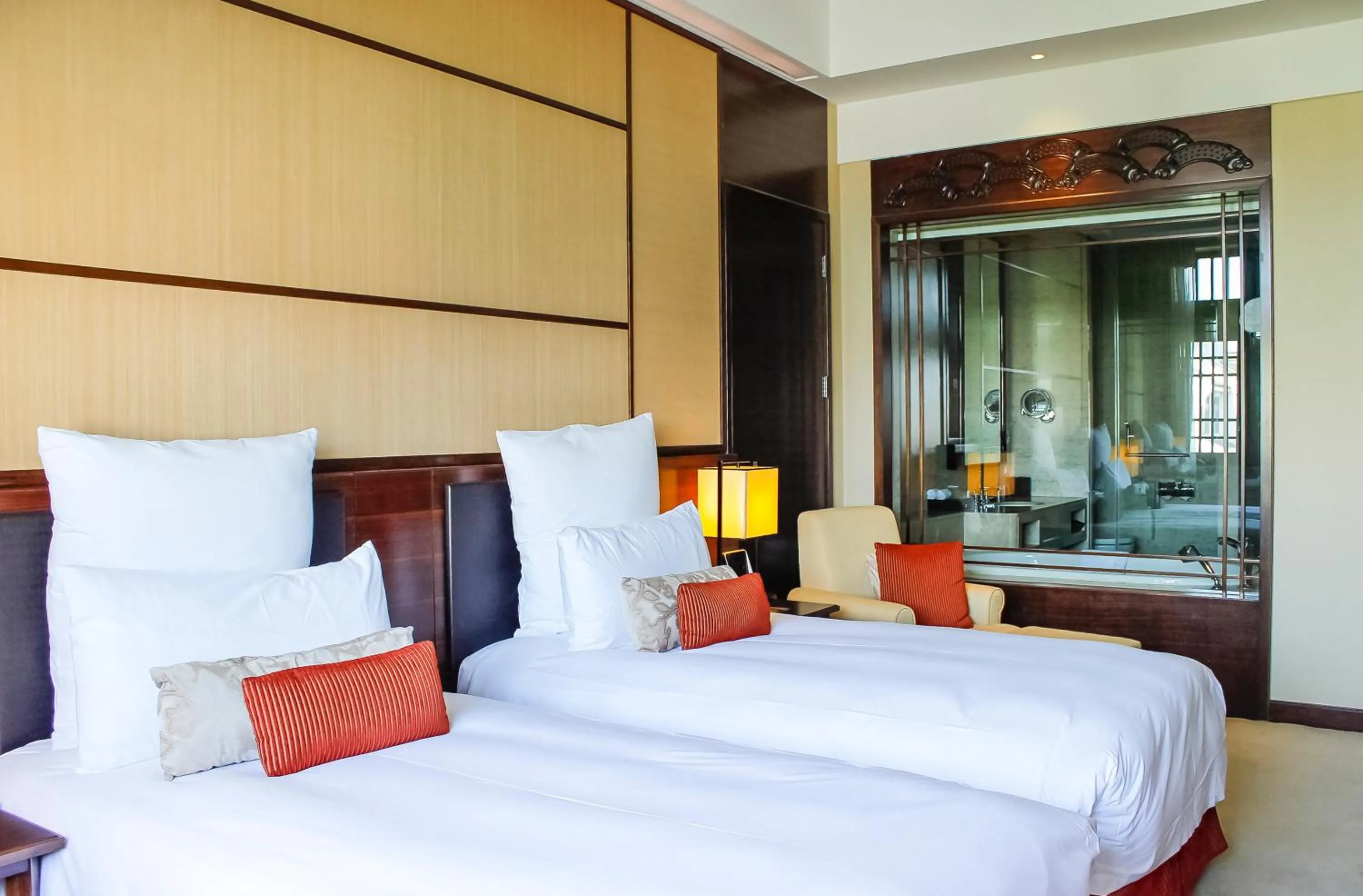 Bedroom, Bed in Radisson Blu Resort Wetland Park