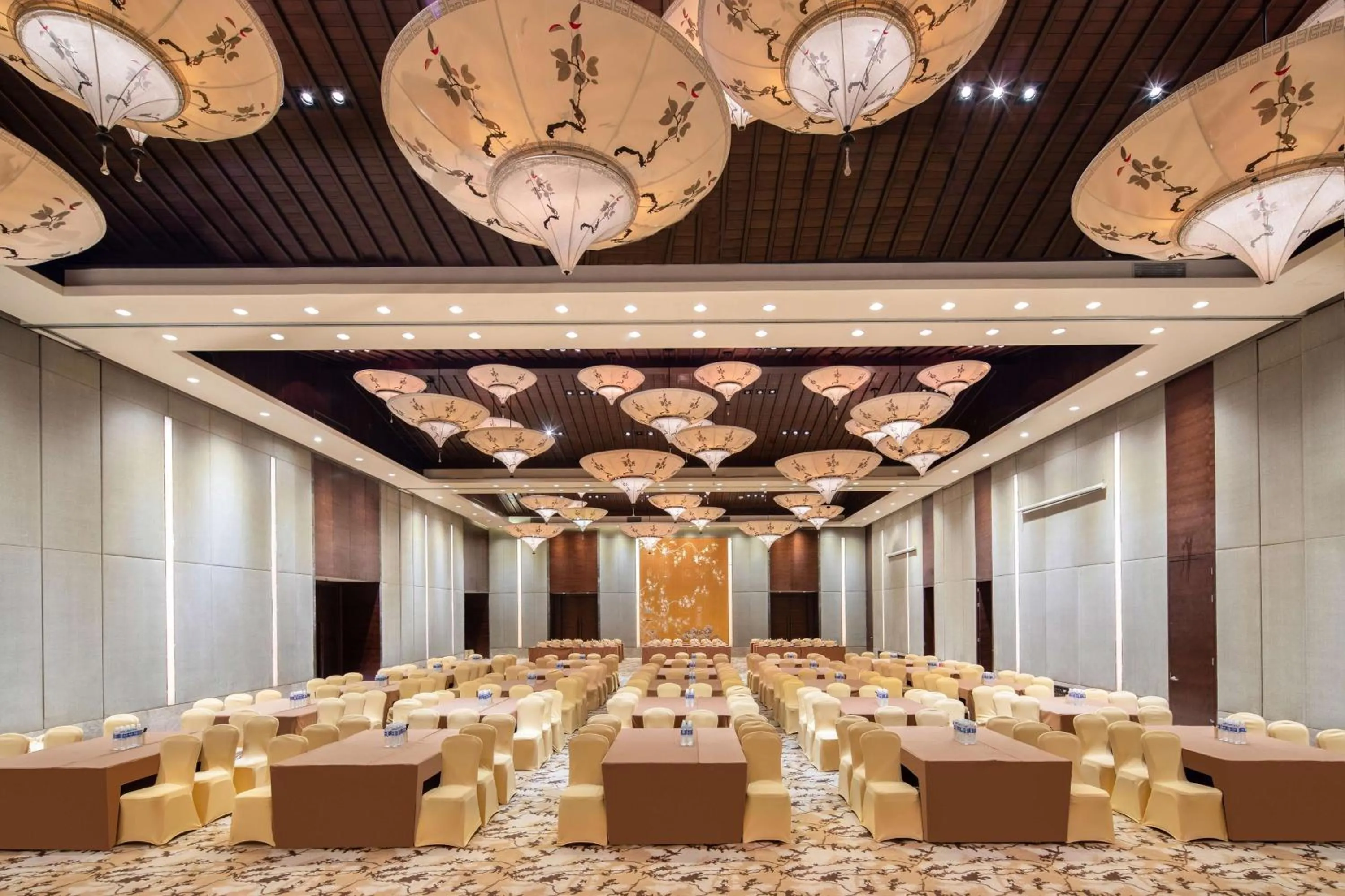 On site in Radisson Blu Resort Wetland Park