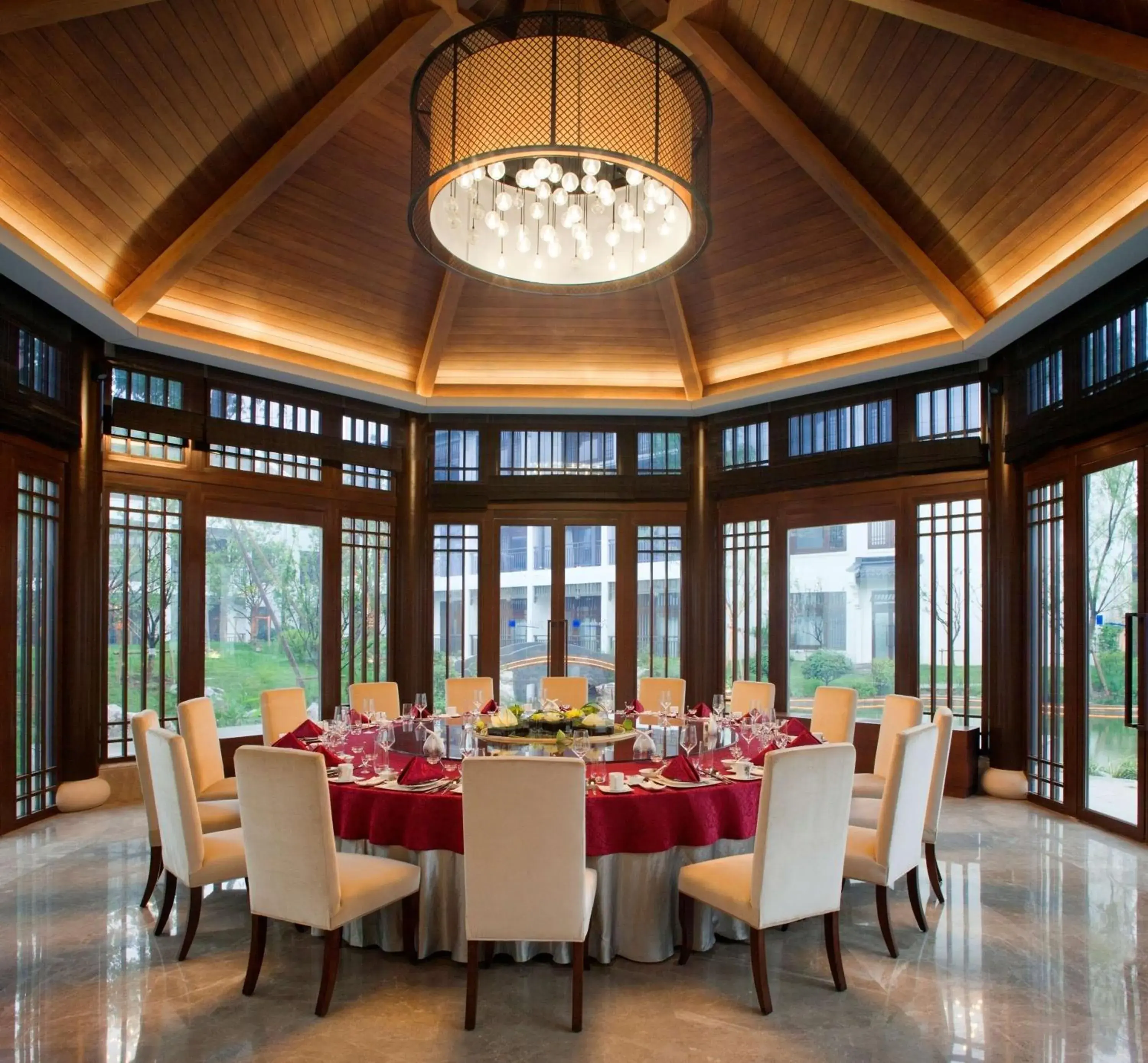 Restaurant/places to eat in Radisson Blu Resort Wetland Park Restaurant/places to eat in Radisson Blu Resort Wetland Park