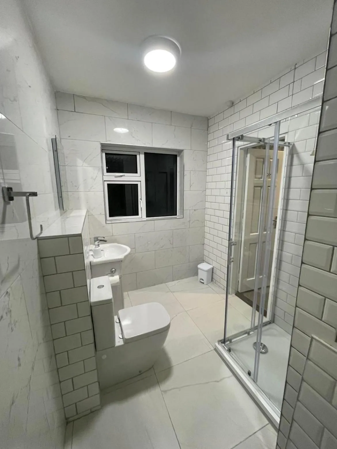Bathroom in Kinsale B&B