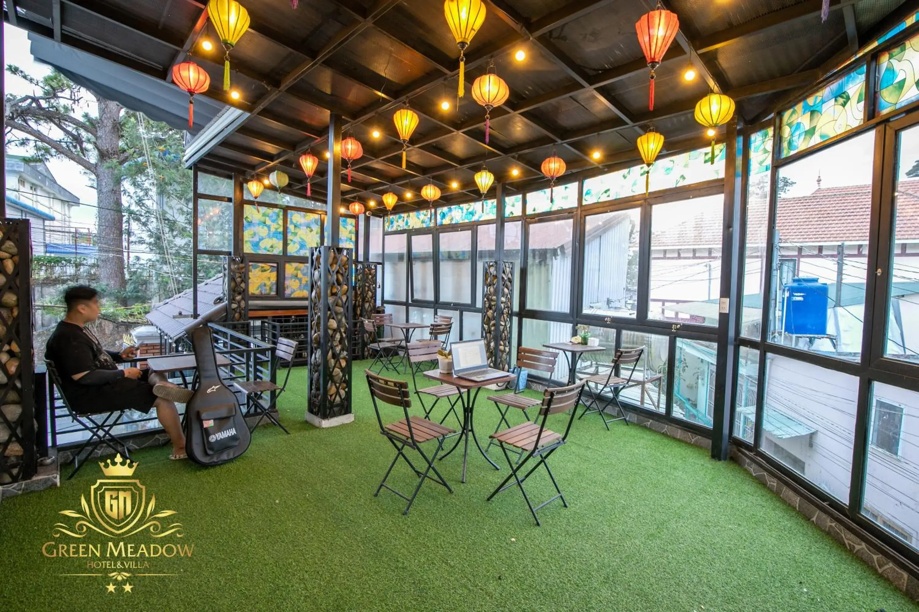 Seating area in Green Meadow Central Đà Lạt - O'TEL Seating area in Green Meadow Central Đà Lạt - O'TEL