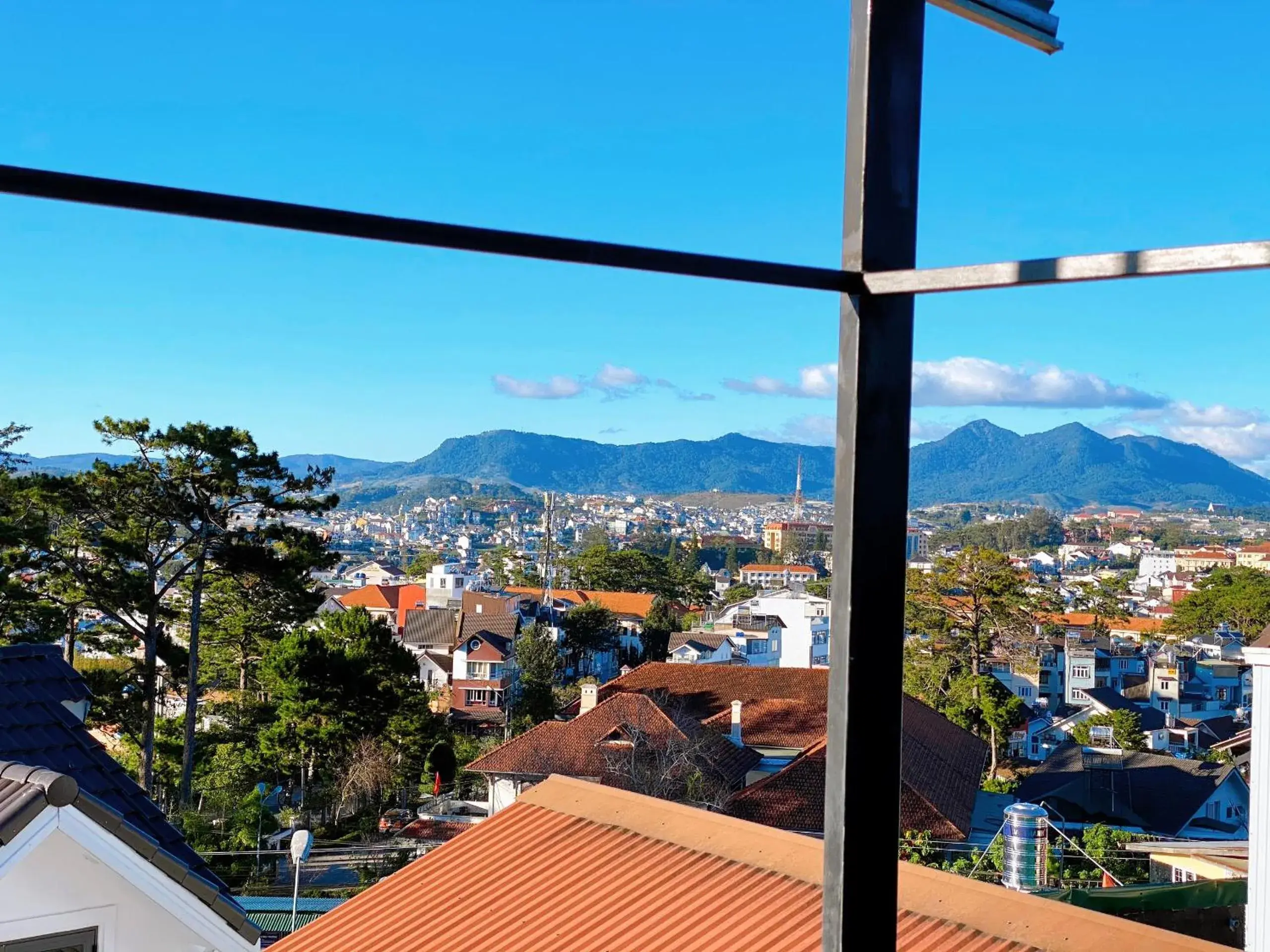 View (from property/room) in Green Meadow Central Đà Lạt - O'TEL View (from property/room) in Green Meadow Central Đà Lạt - O'TEL