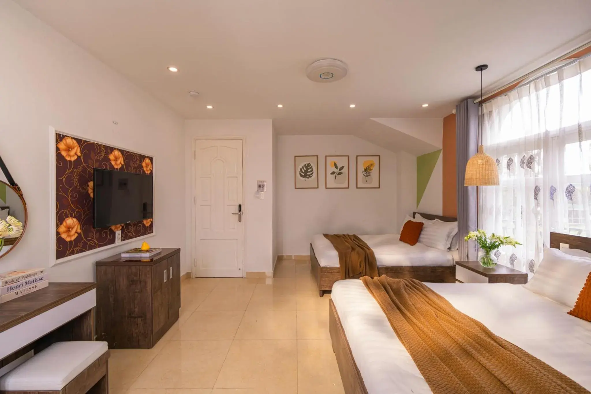 Bedroom, Bed in Green Meadow Central Đà Lạt - O'TEL Bedroom, Bed in Green Meadow Central Đà Lạt - O'TEL