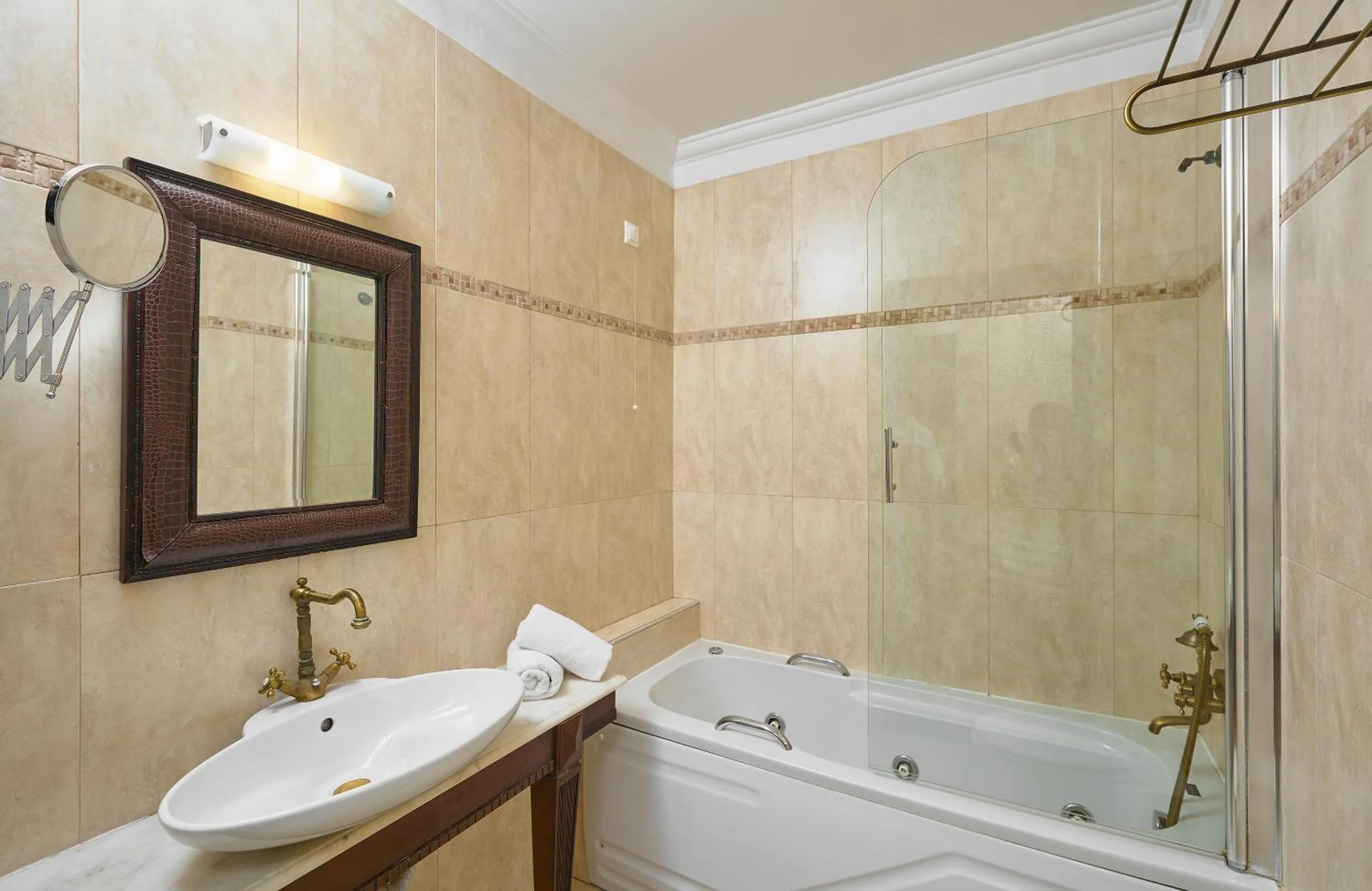 Hot Tub in Olympus Mediterranean Boutique Hotel