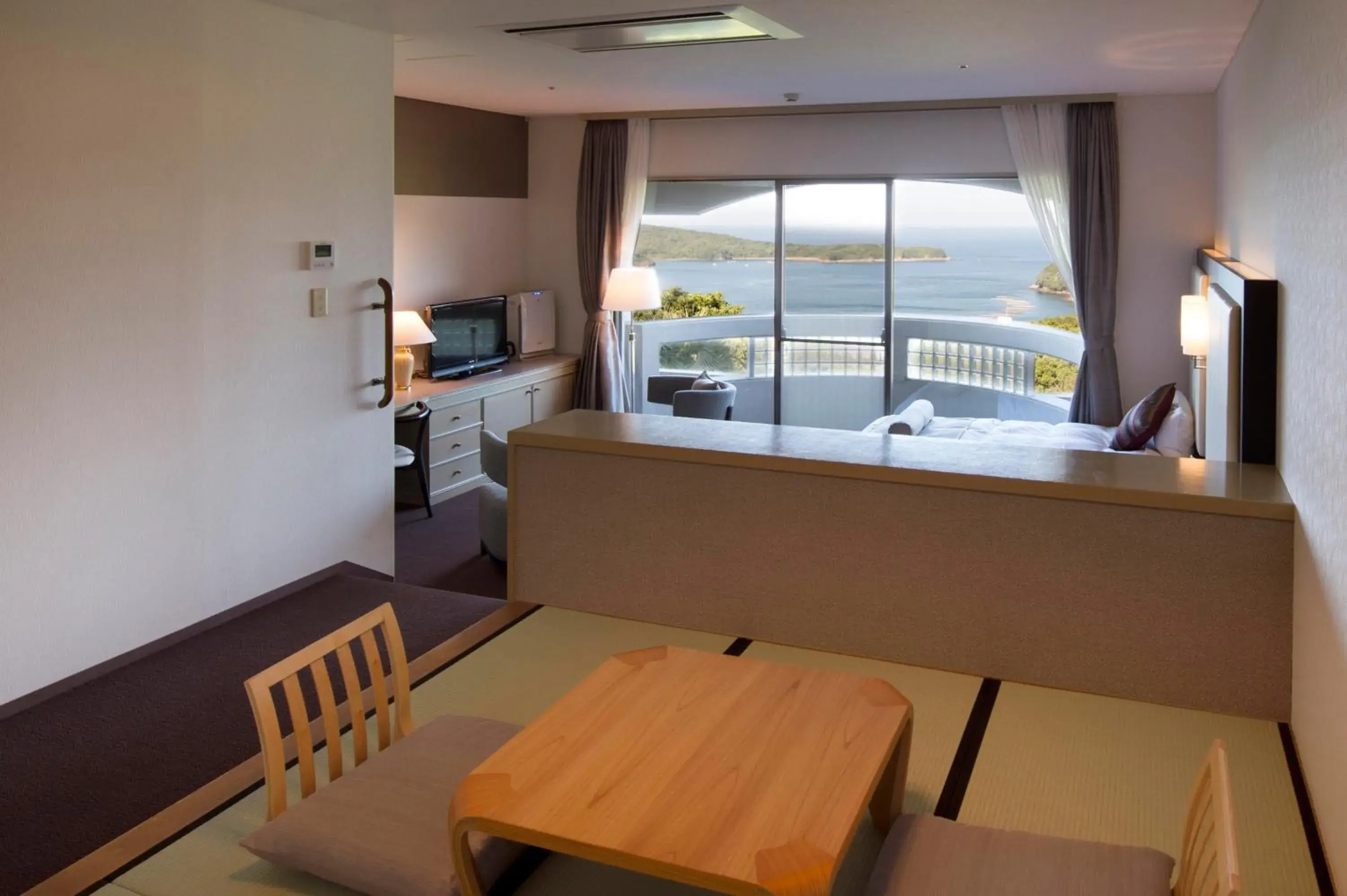 Photo of the whole room in Izumigo Hotel Altia Toba Photo of the whole room in Izumigo Hotel Altia Toba