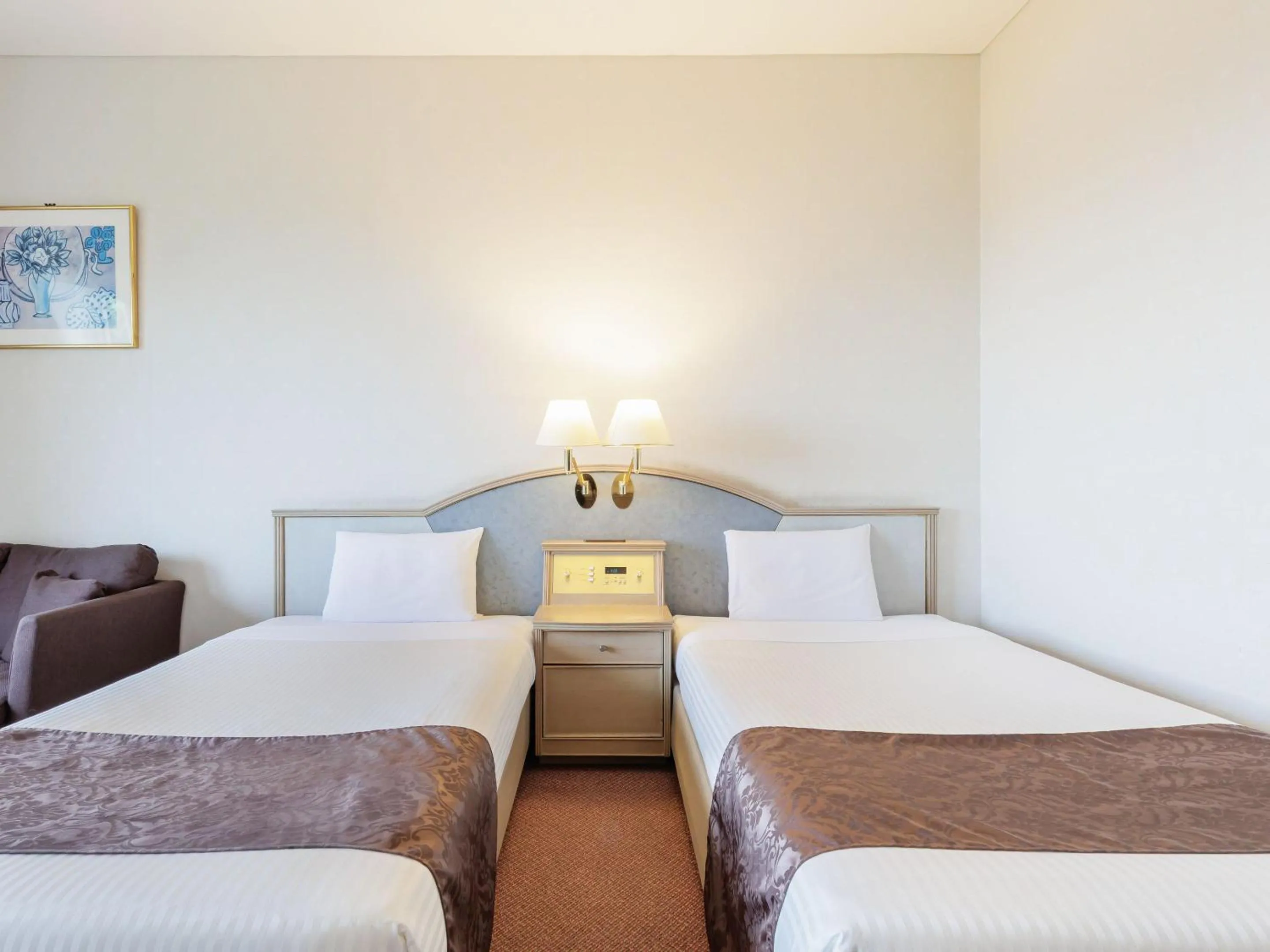 Photo of the whole room, Bed in Izumigo Hotel Altia Toba