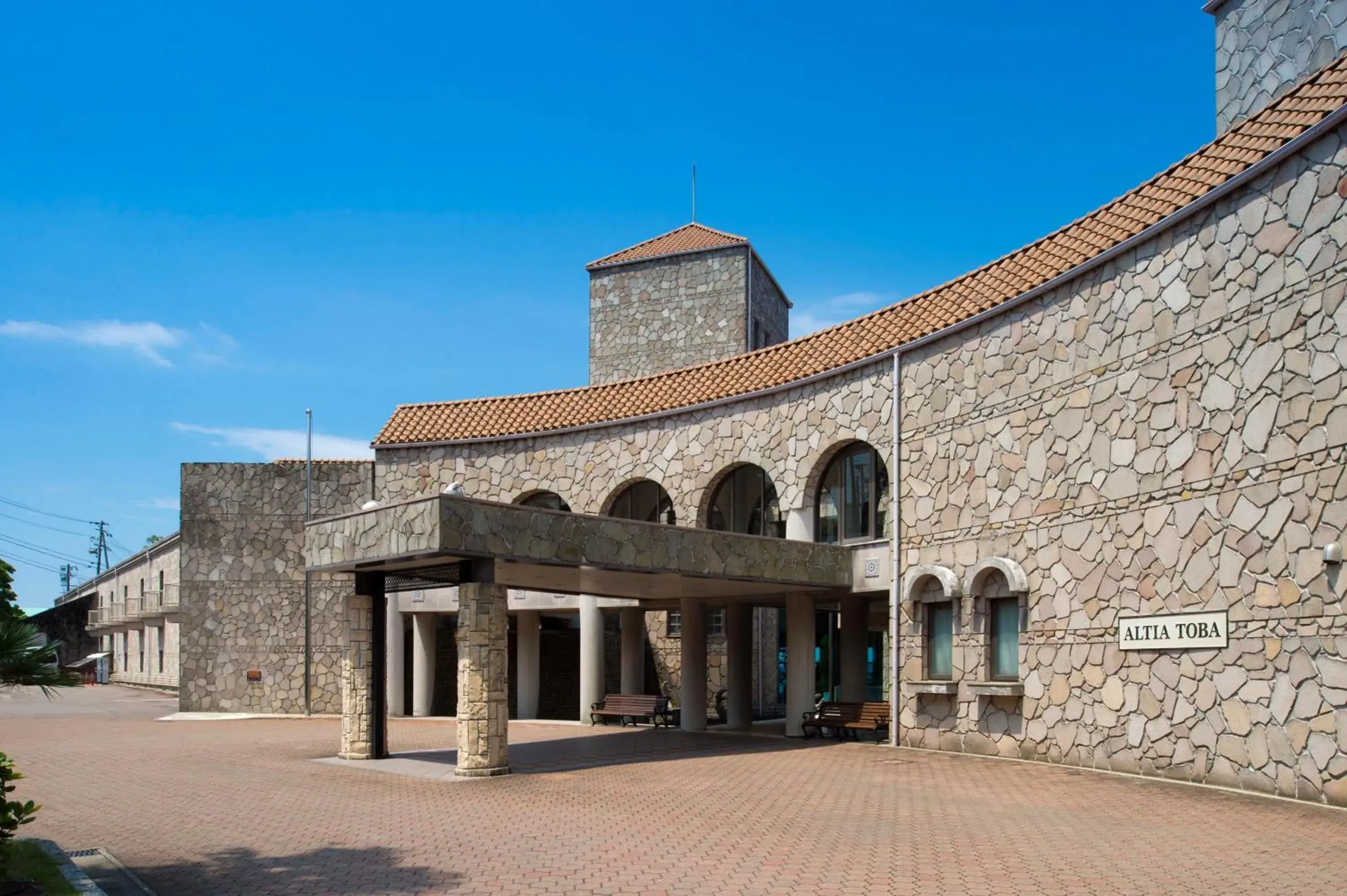 Facade/entrance in Izumigo Hotel Altia Toba Facade/entrance in Izumigo Hotel Altia Toba