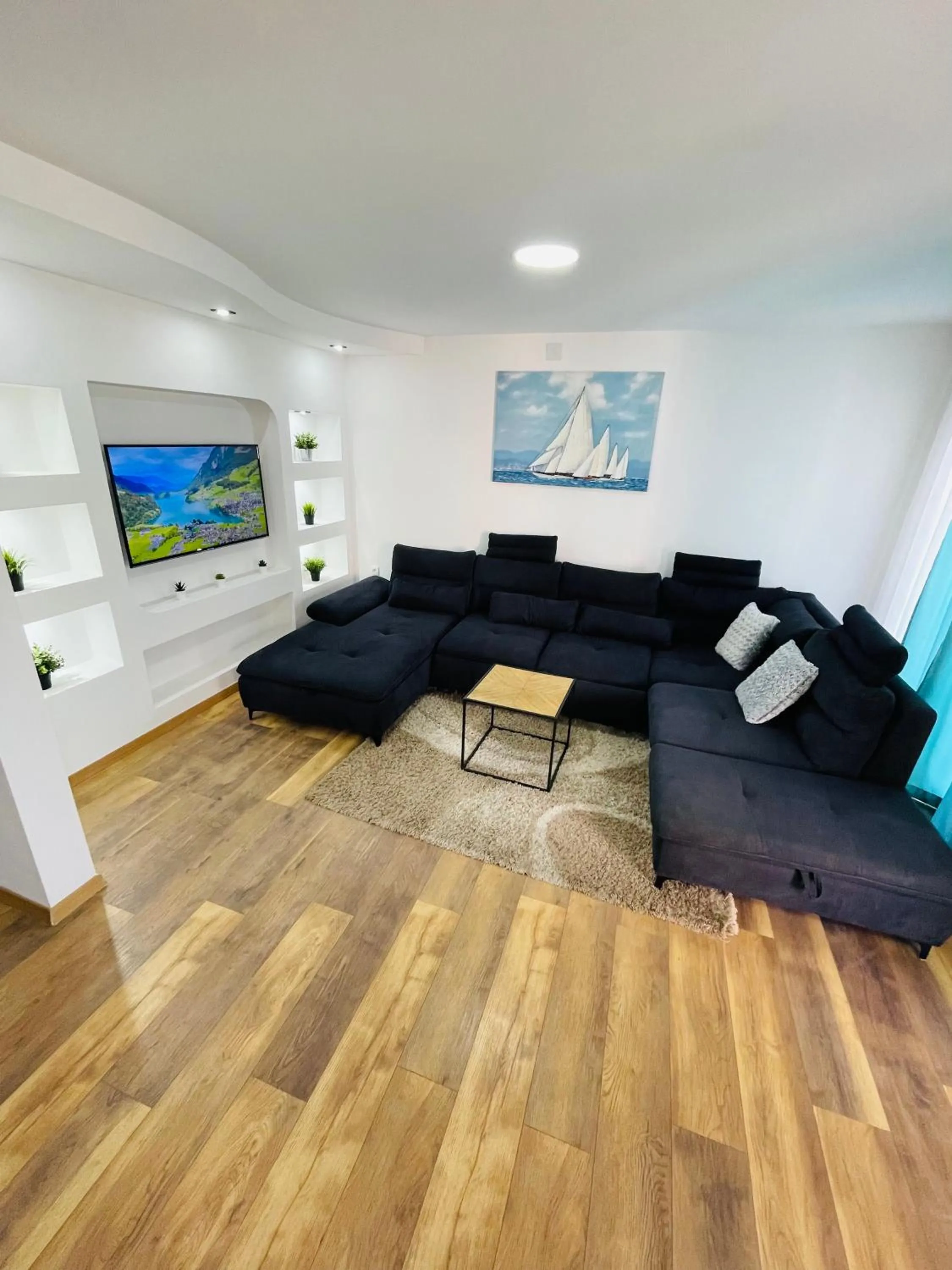 Two-Bedroom Apartment in Airport Stay Apartments
