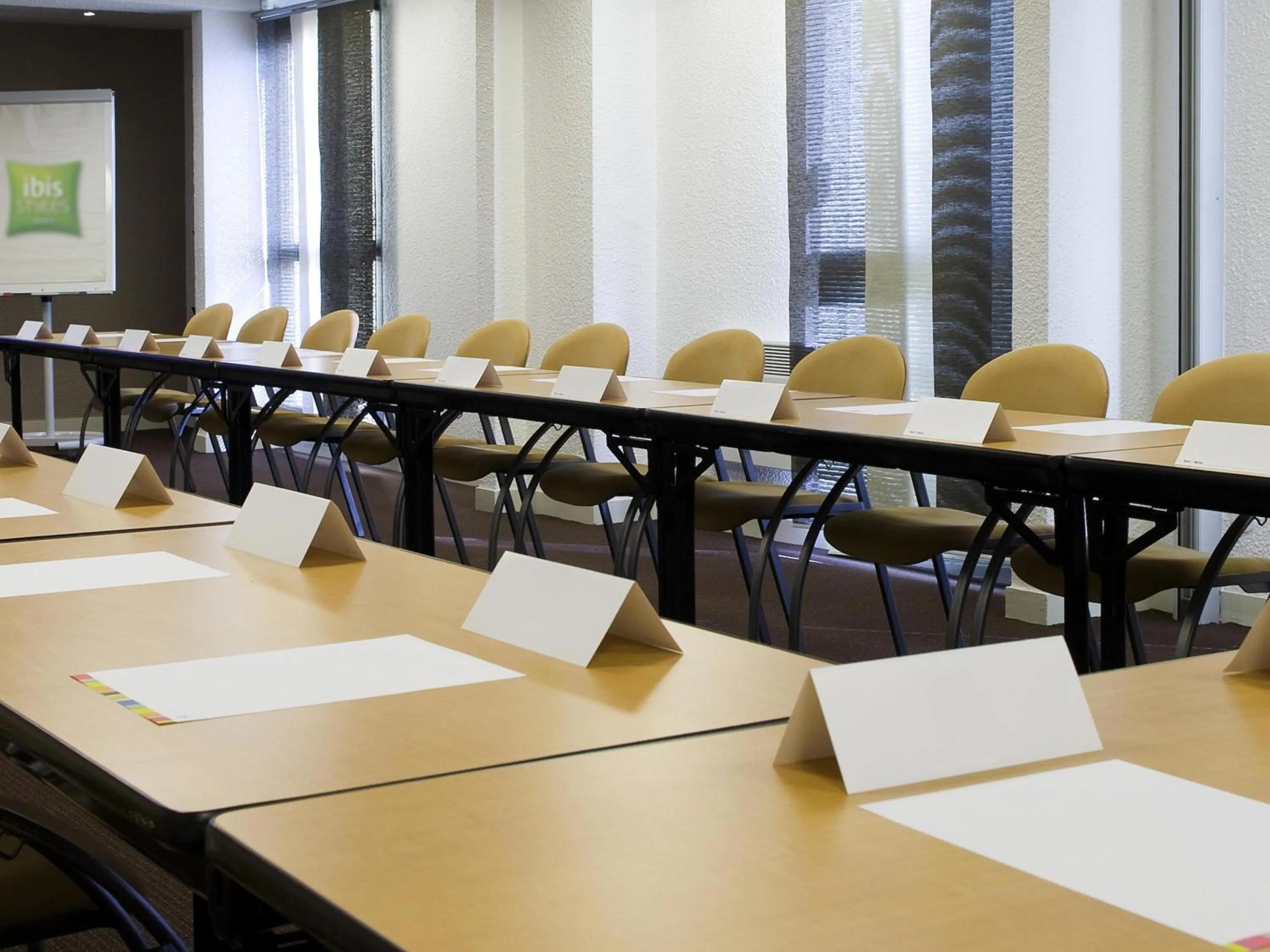 Meeting/conference room in ibis Styles Bordeaux Aéroport
