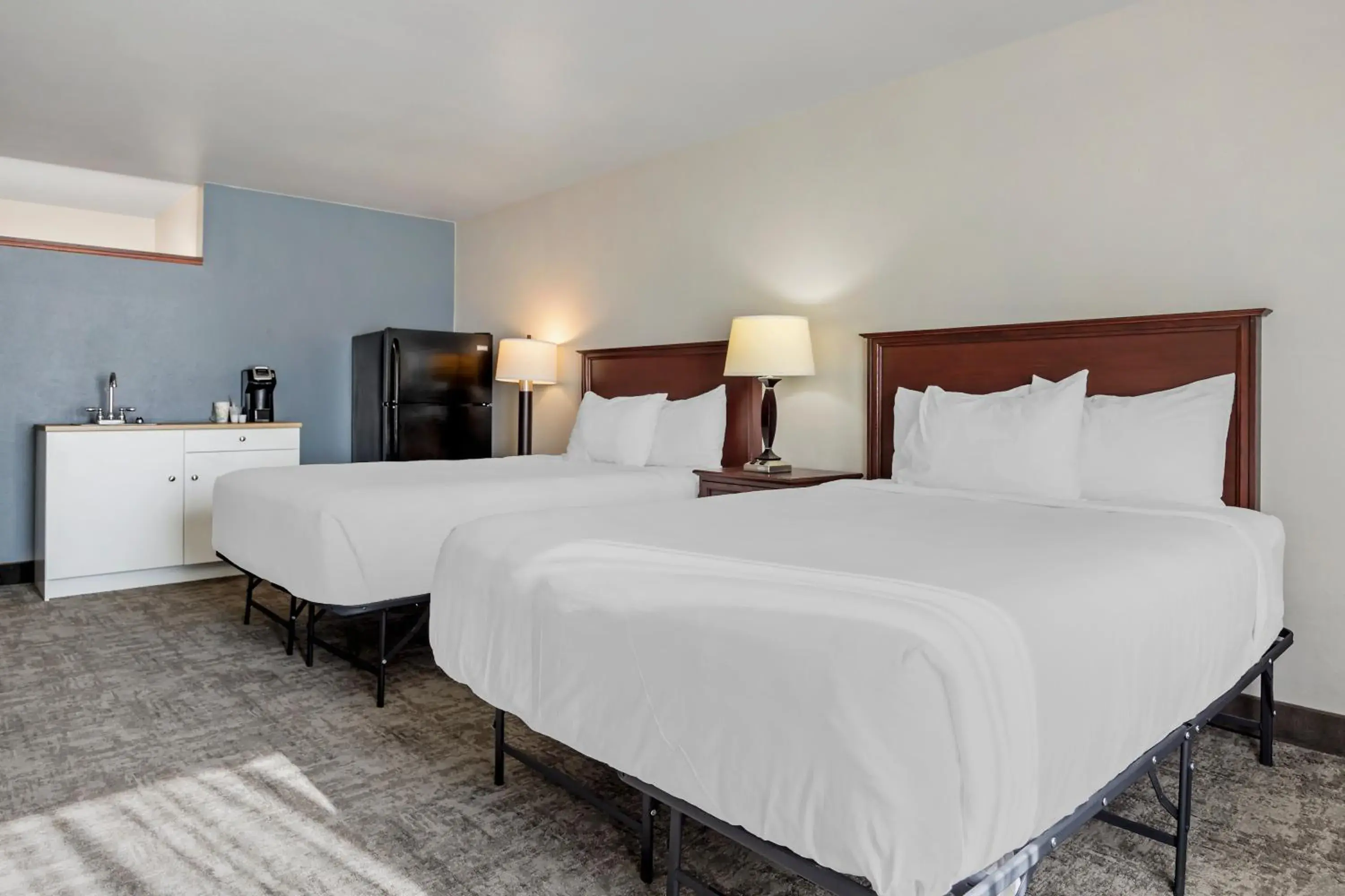 Bedroom in Seaport Inn & Suites Bedroom in Seaport Inn & Suites