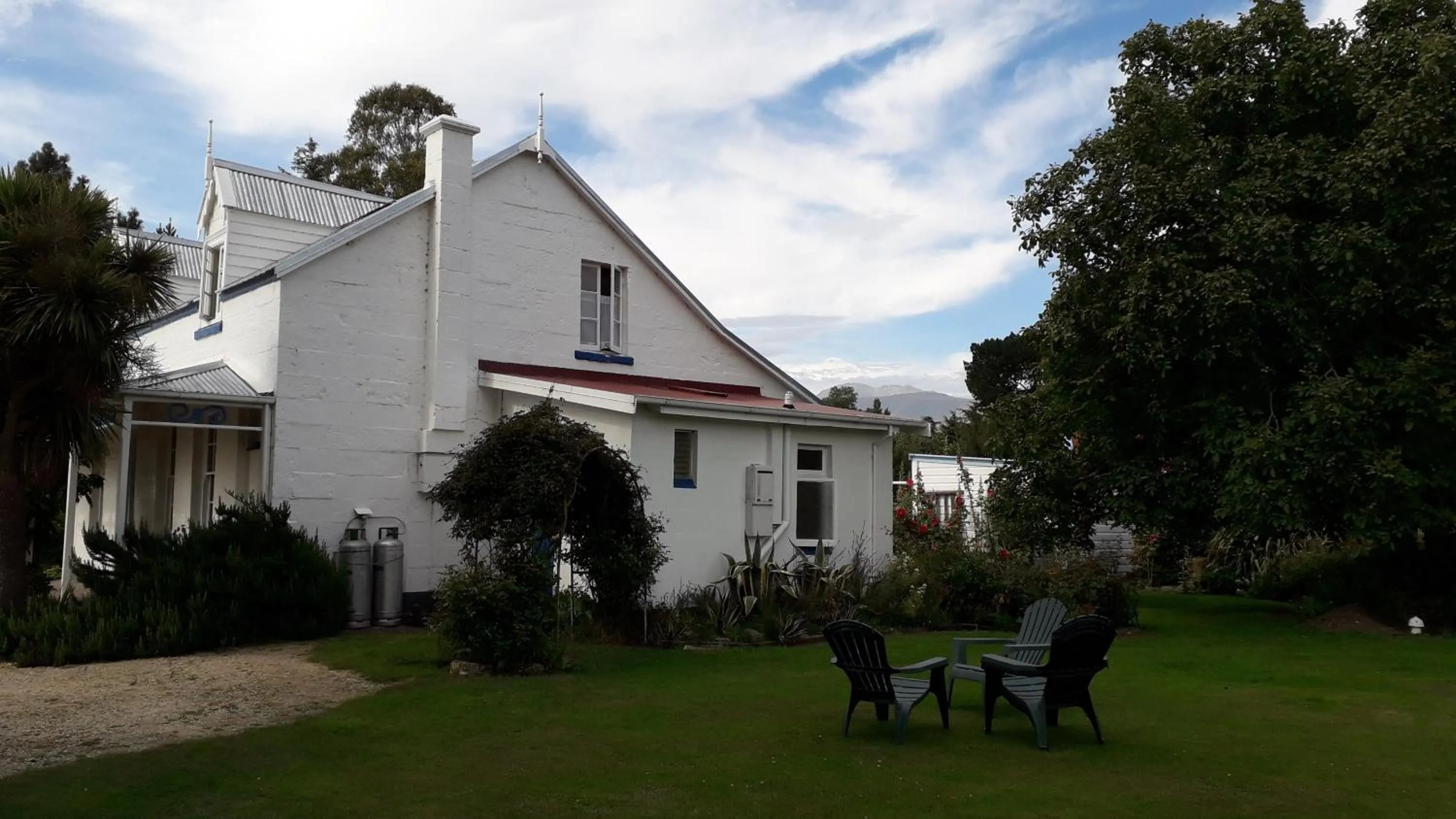 Property building in Western House B&B Kurow
