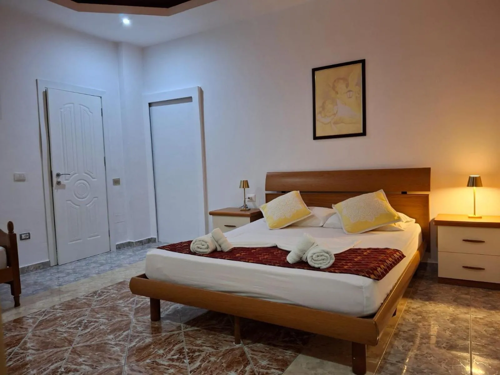 Bed in Chicago hotel