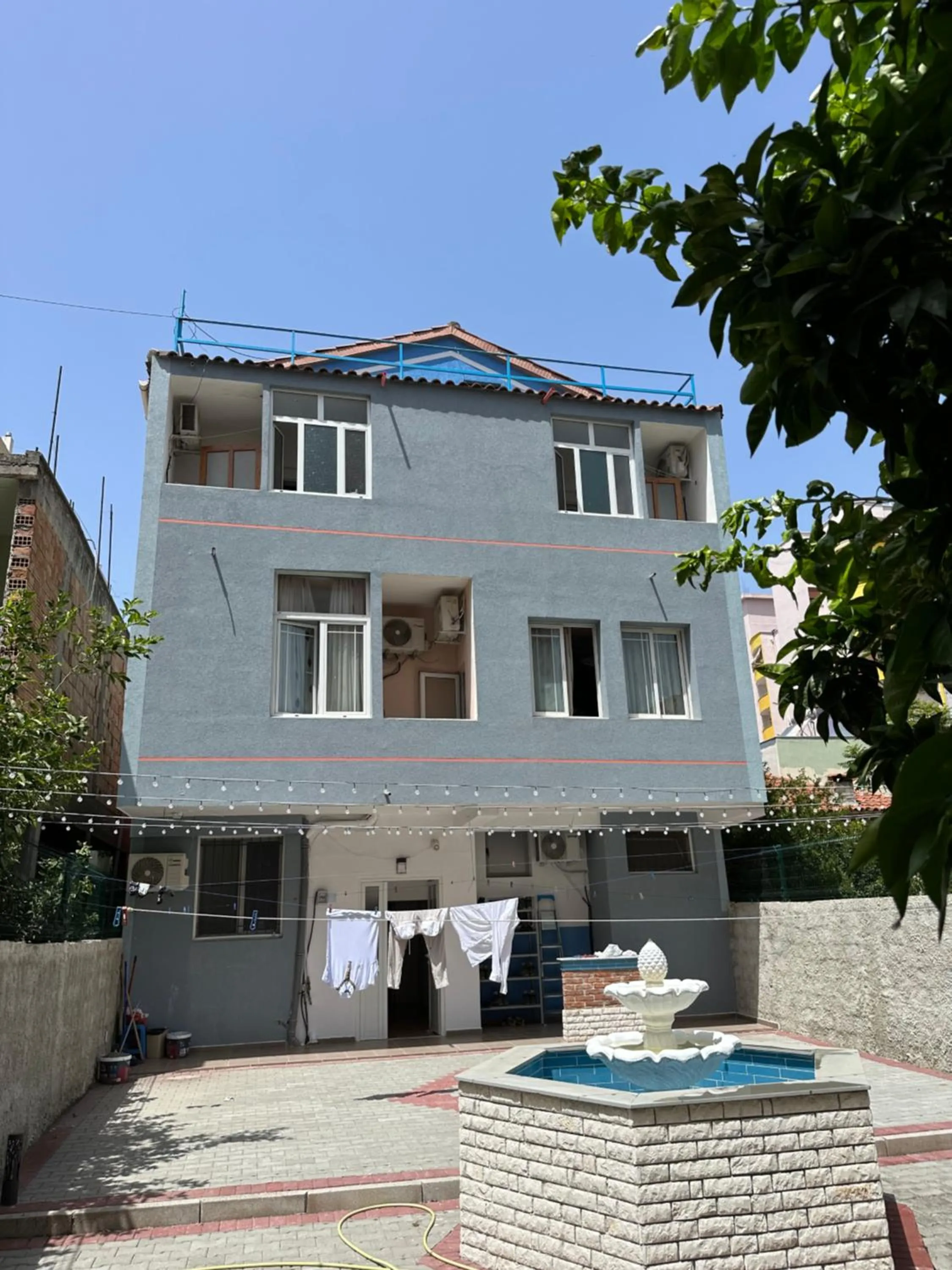 Property building in Chicago hotel