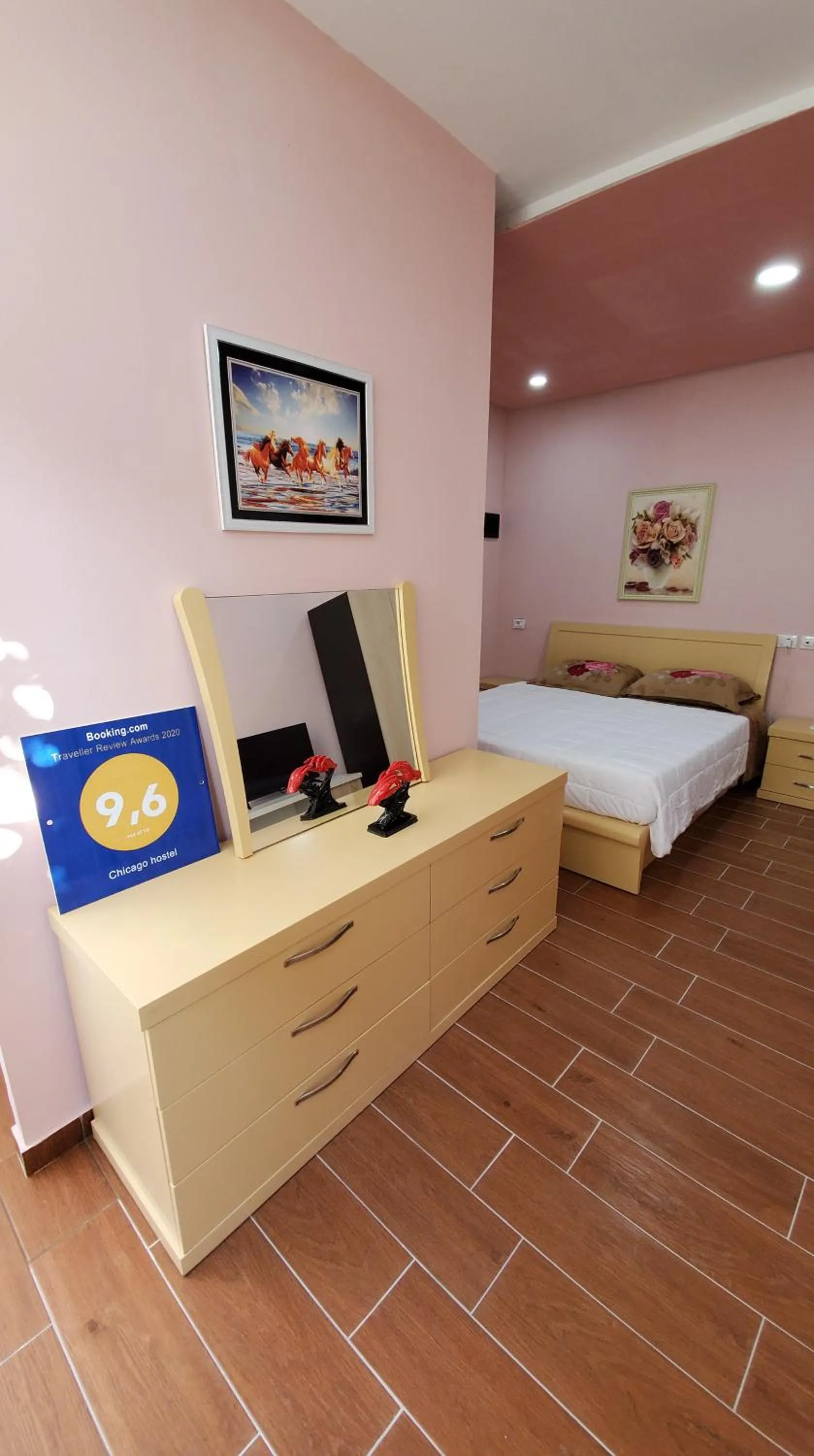 Bedroom, Bed in Chicago hotel