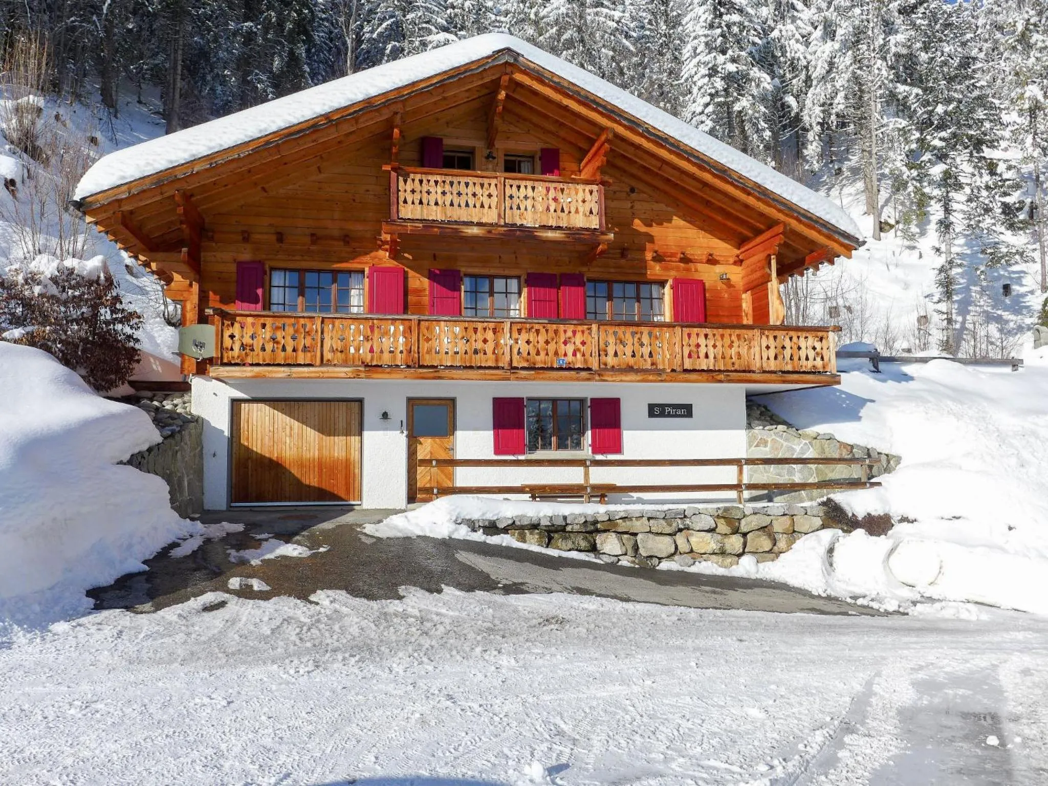 Property building in Chalet Saint Piran-1 by Interhome