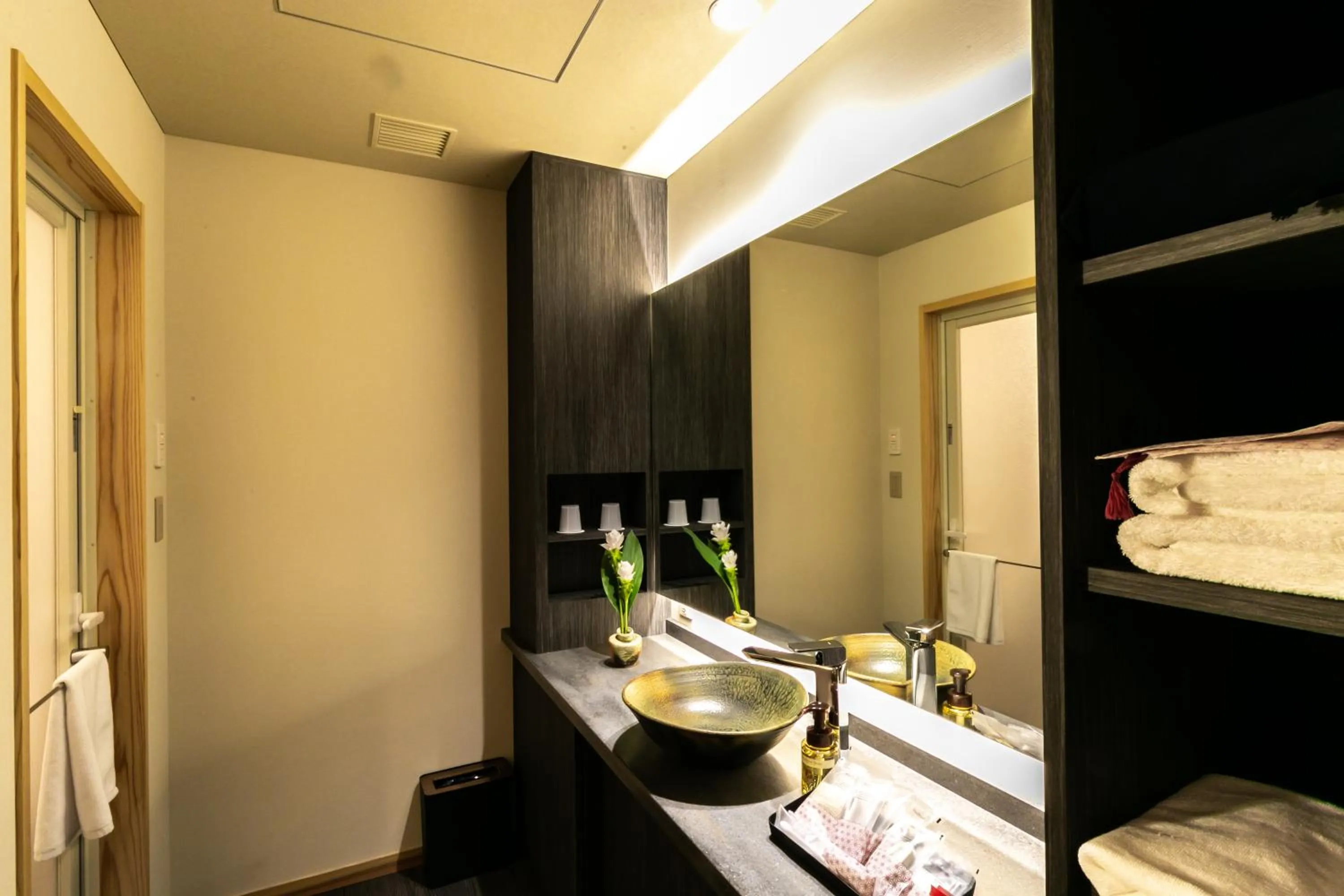 Shower, Bed in Eiheiji Hakujukan