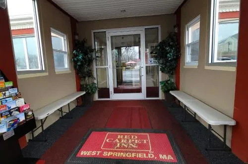 Red Carpet Inn West Springfield