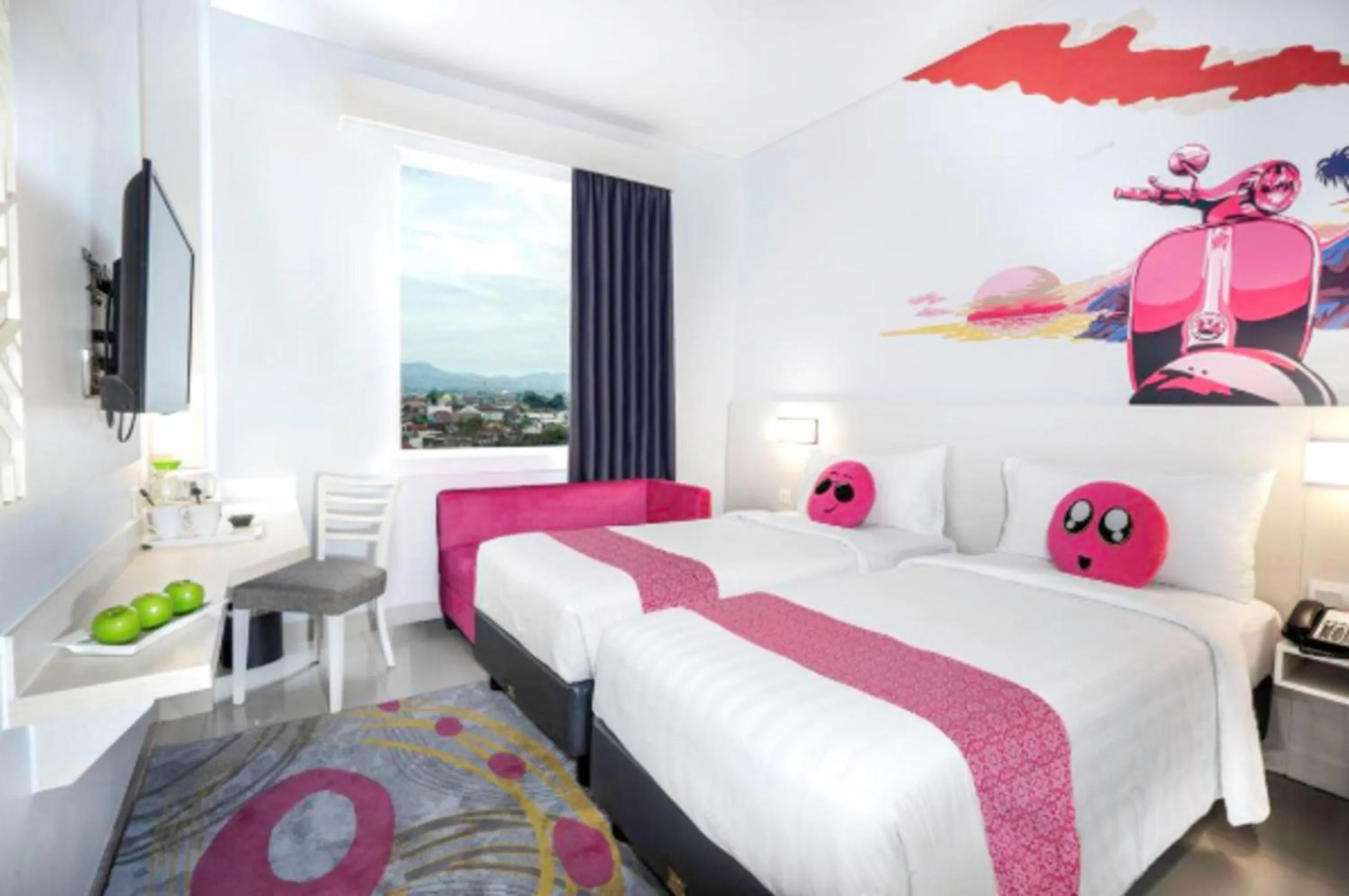 Bedroom, Bed in favehotel Malang