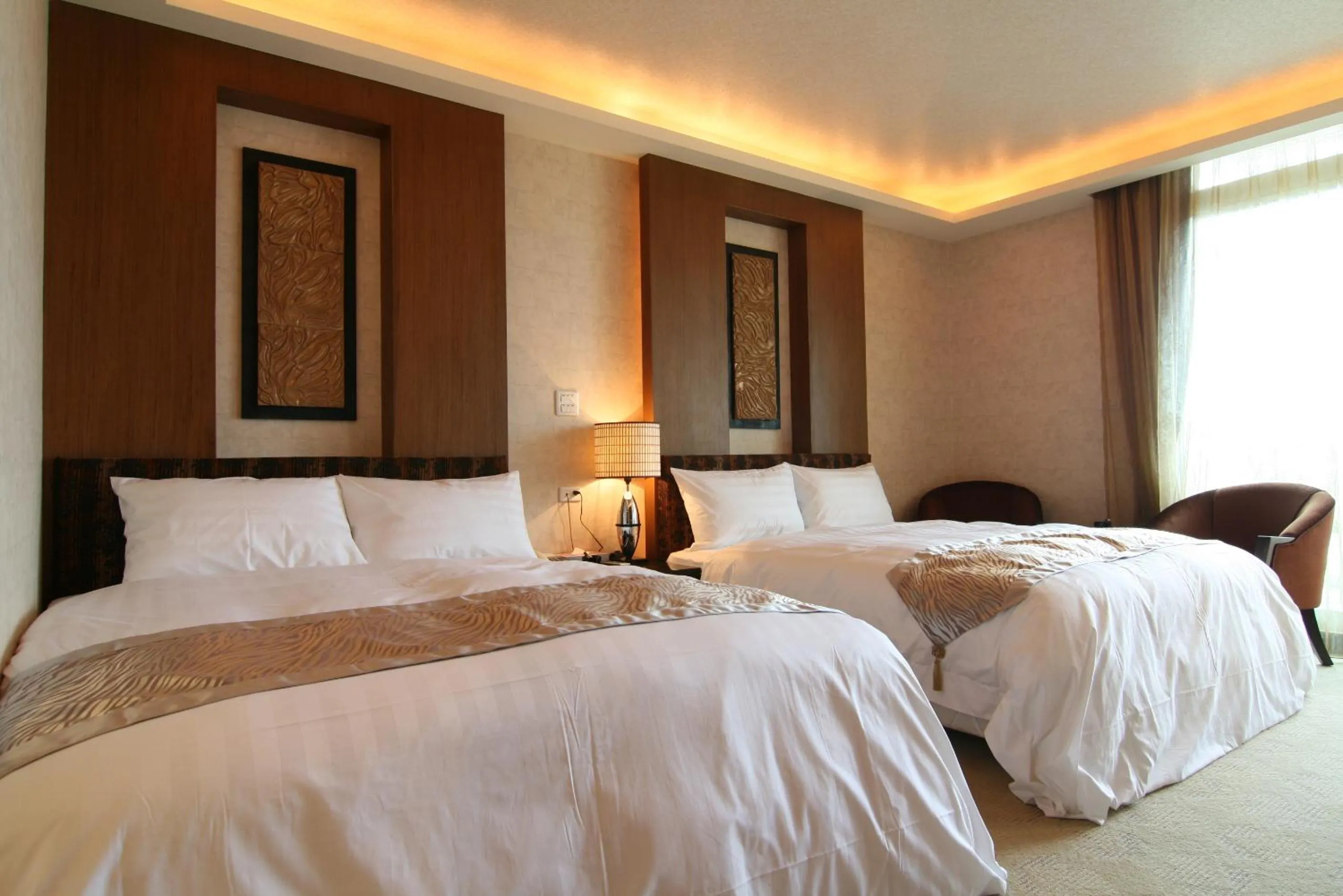 Photo of the whole room, Bed in East Coast Sea View Hotel