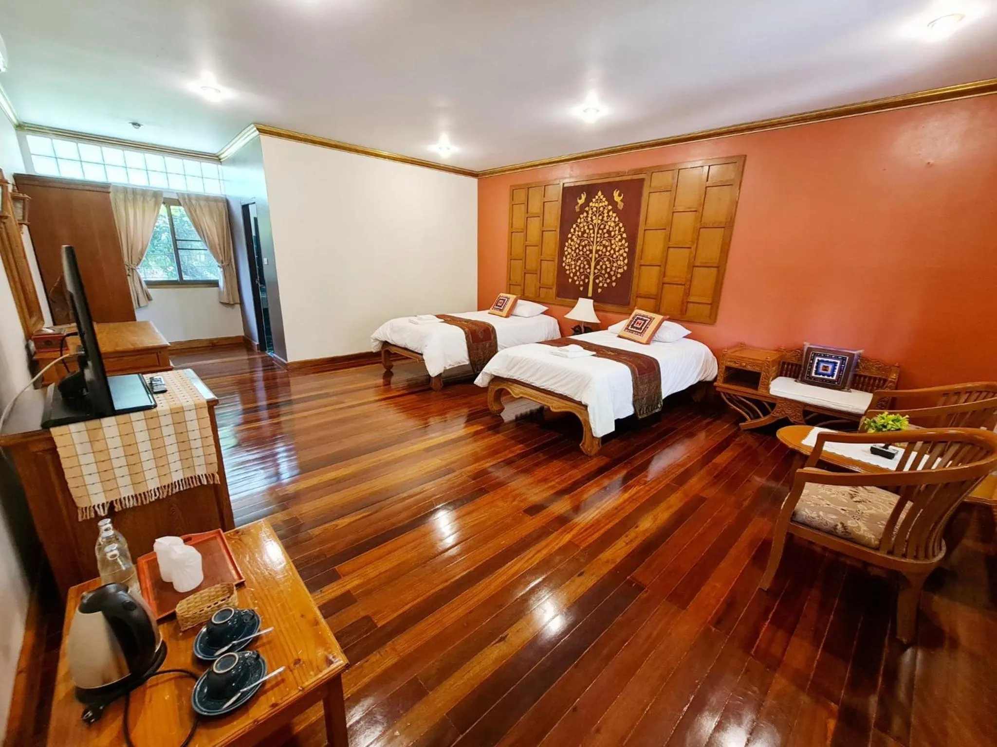 Bed in Hotel Siblanburi Resort