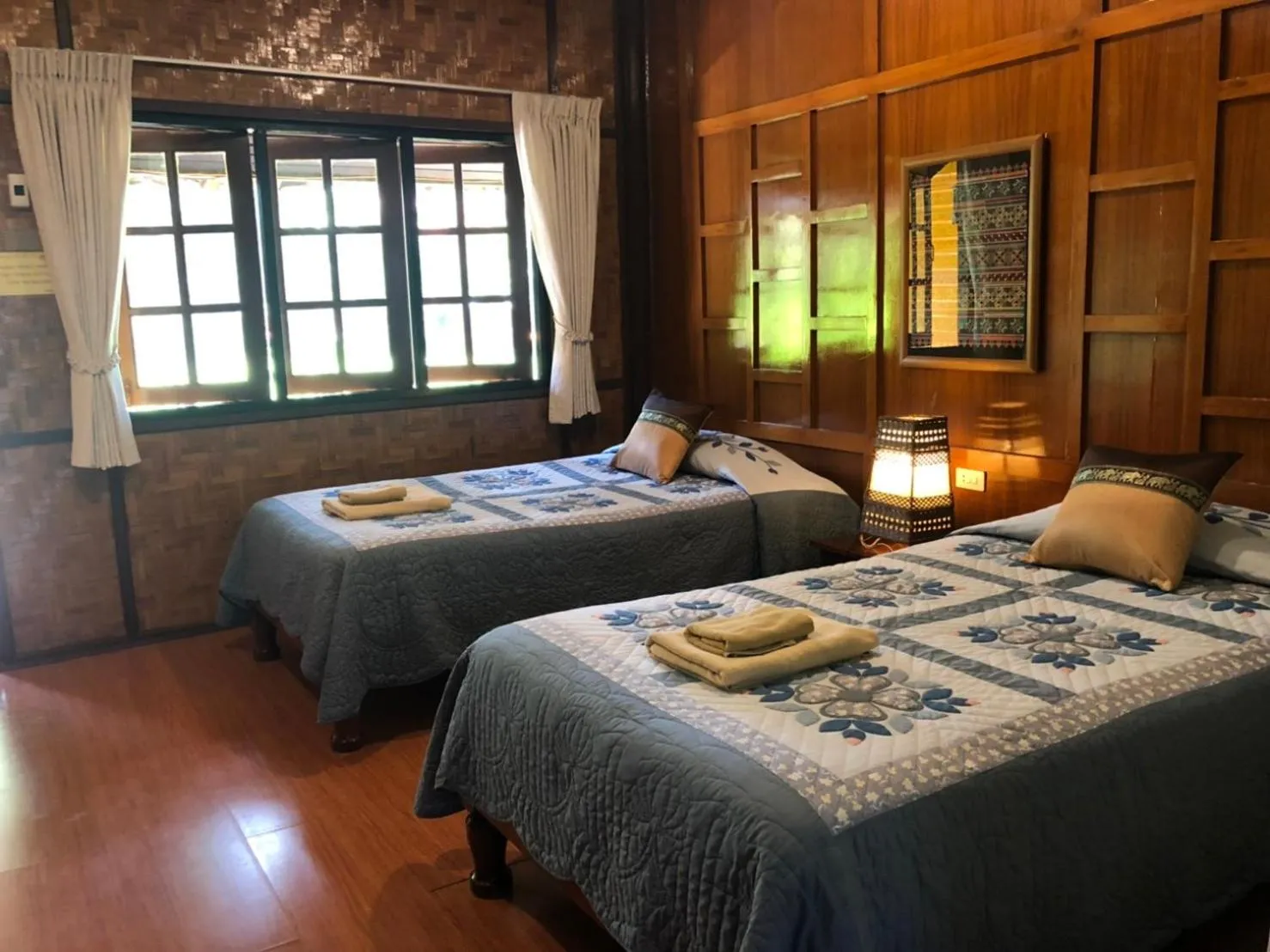 Bed in Hotel Siblanburi Resort