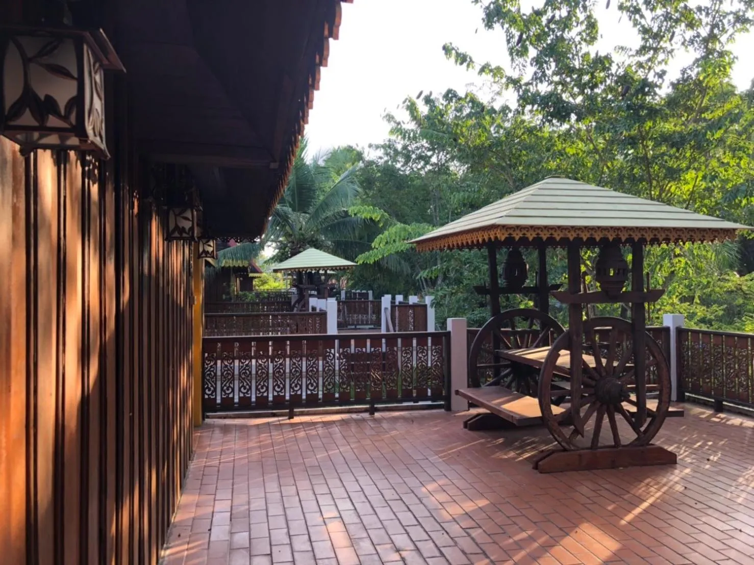 Balcony/Terrace in Hotel Siblanburi Resort