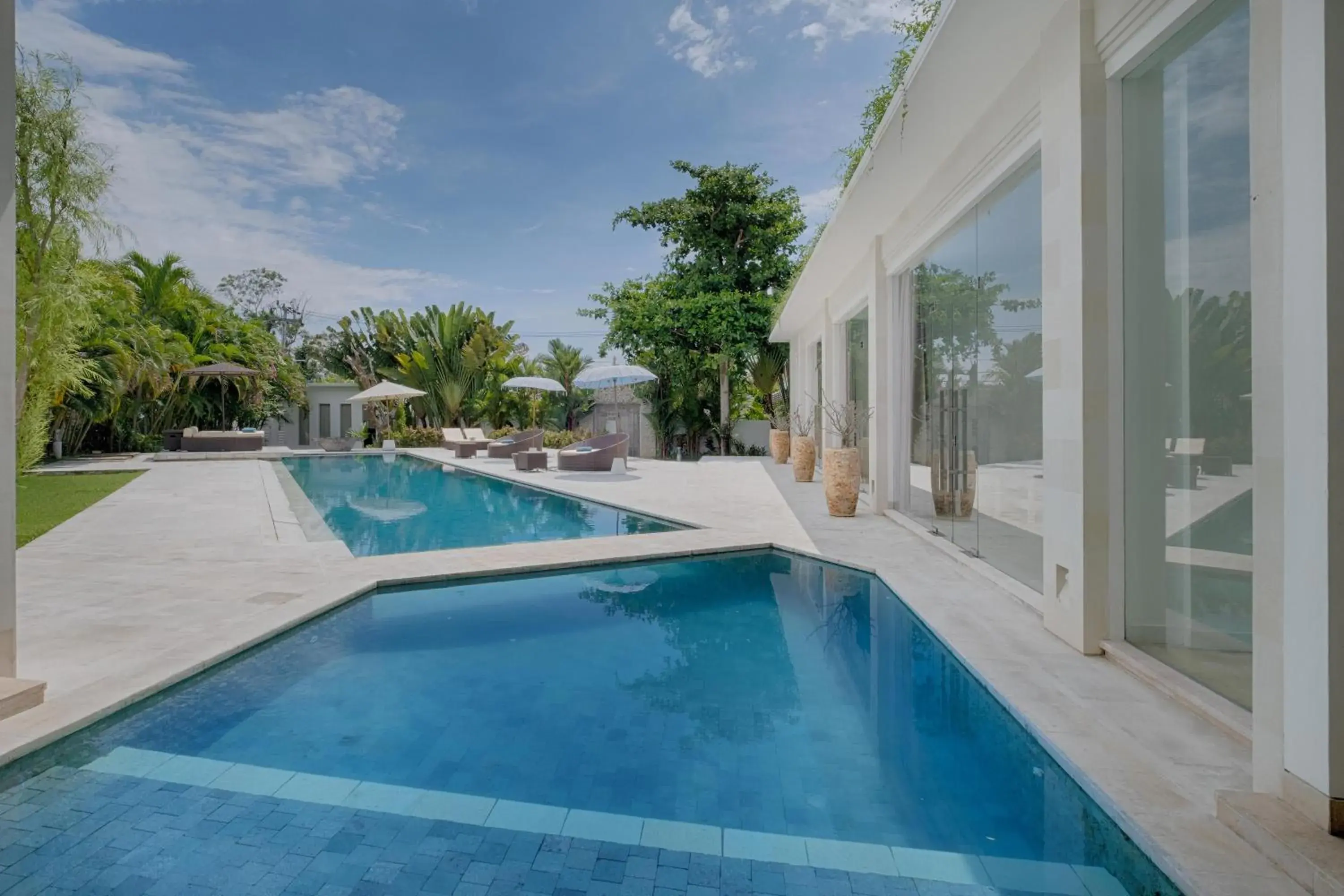 Swimming pool in Canggu Villa by Sanga Sanga Hospitality Swimming pool in Canggu Villa by Sanga Sanga Hospitality