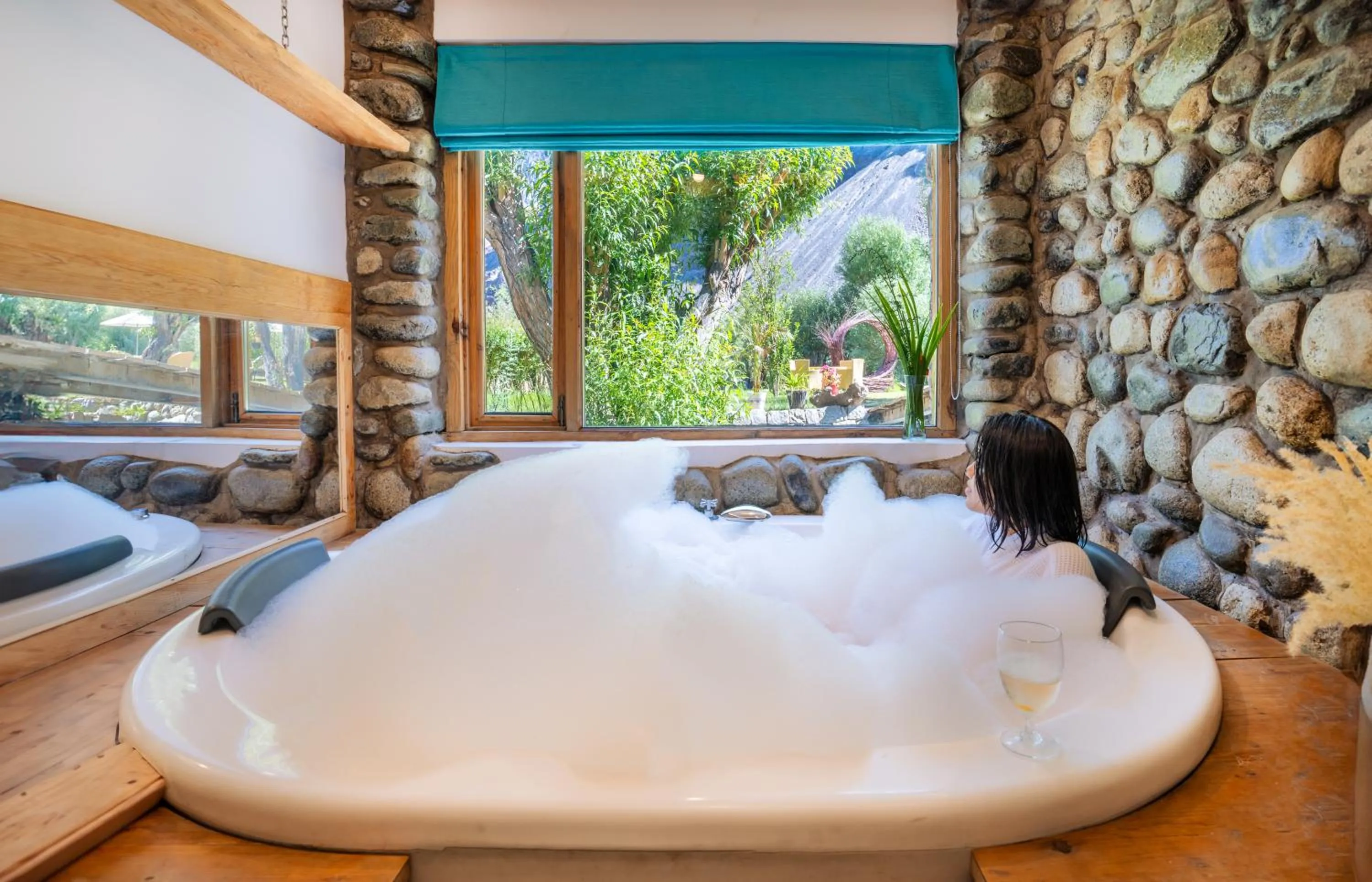 Spa and wellness centre/facilities in Stone Hedge Hotel